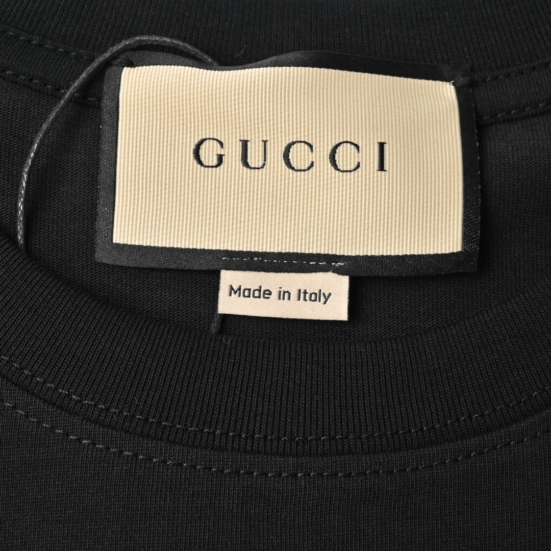 GUCCI 古驰 24ss数码印花圆领短袖 527120003