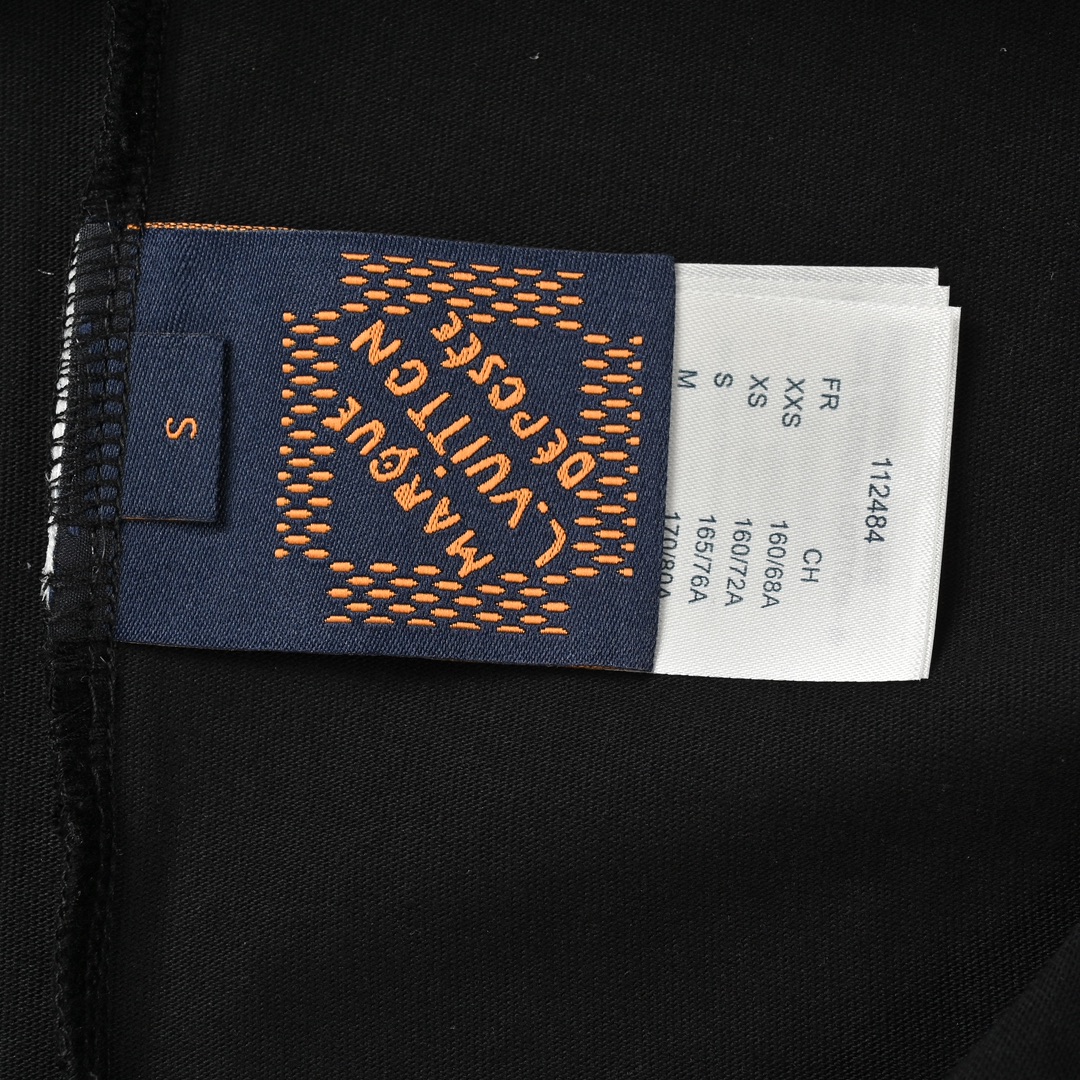 Louis Vuitton路易威登重磅字母绣花短袖 黑 白