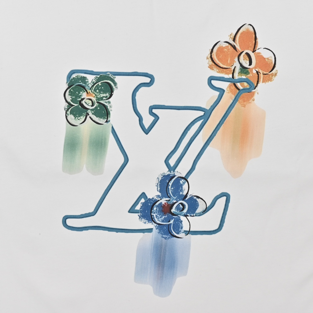 Louis路易家24ss 大师亲手设计潮牌新品印花圆领短袖T恤 白色 黑色-莆田鞋,莆田鞋货源,高仿鞋,高仿鞋货源,安福档口,莆田高仿鞋,莆田鞋批发,高仿鞋批发,莆田高仿运动鞋,高仿运动鞋,莆田运动鞋 Louis路易家24ss 大师亲手设计潮牌新品印花圆领短袖T恤 白色 黑色