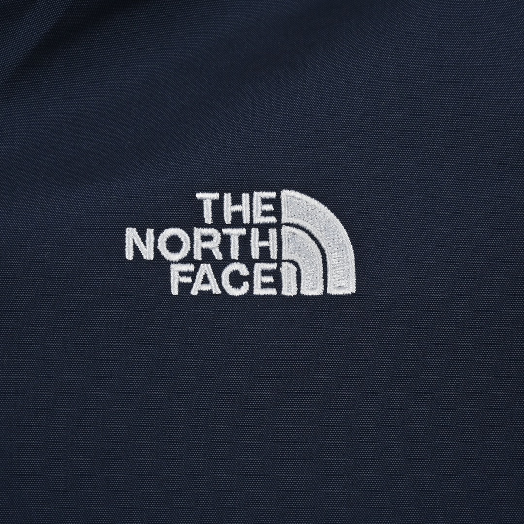 The North Face 北面冲锋衣情侣款冲锋衣