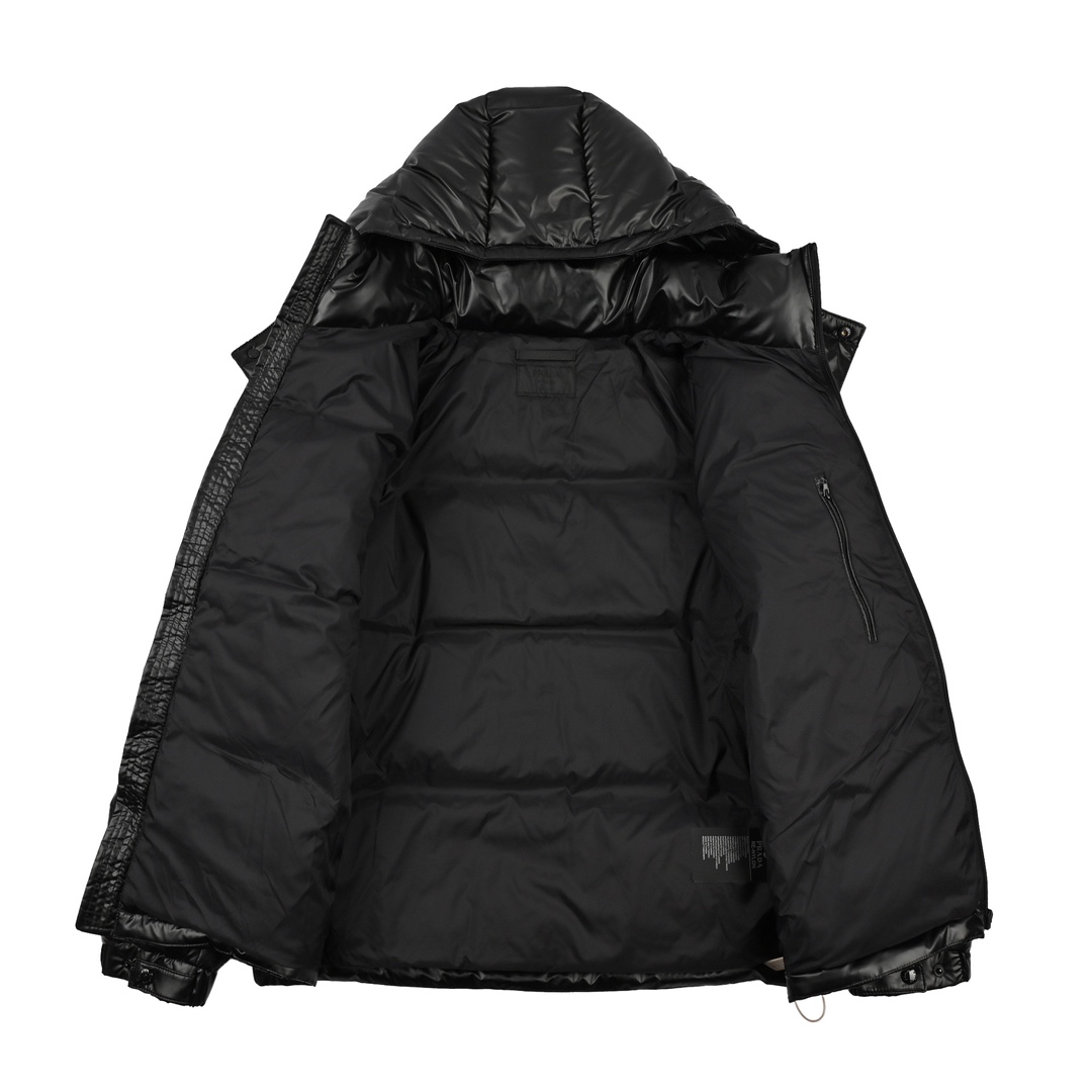 Prada/普拉达 21Fw经典三角标帽子可拆卸羽绒服