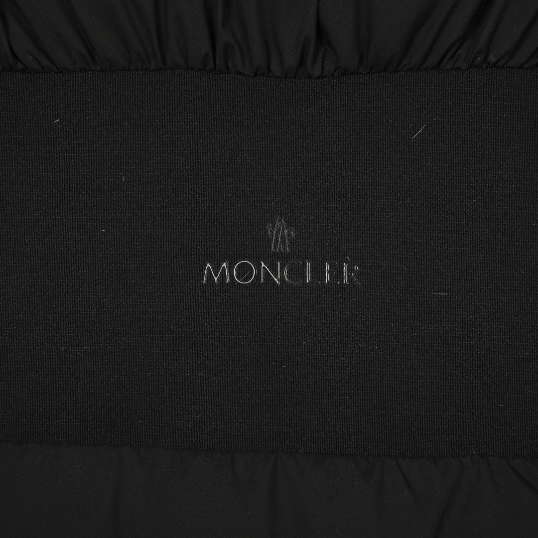 Moncler蒙口24ss双拉链袖标长款羽绒服