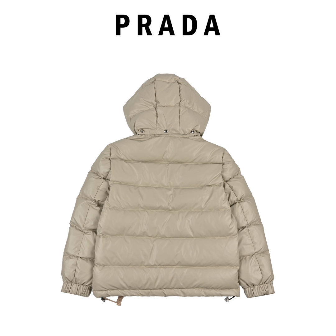 Prada/普拉达 21Fw经典三角标帽子可拆卸羽绒服