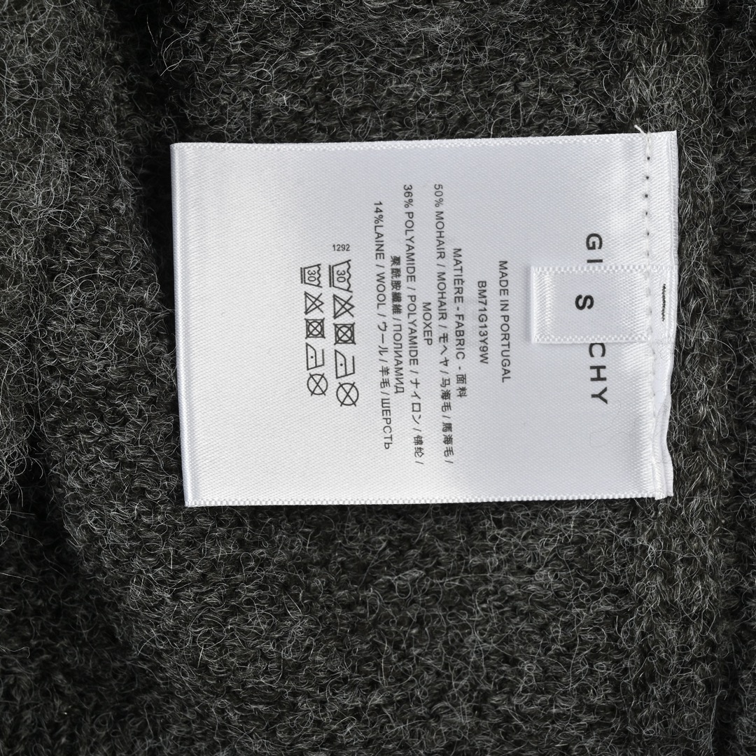 Givenchy纪梵希24FW 签字马海毛圆领毛衣