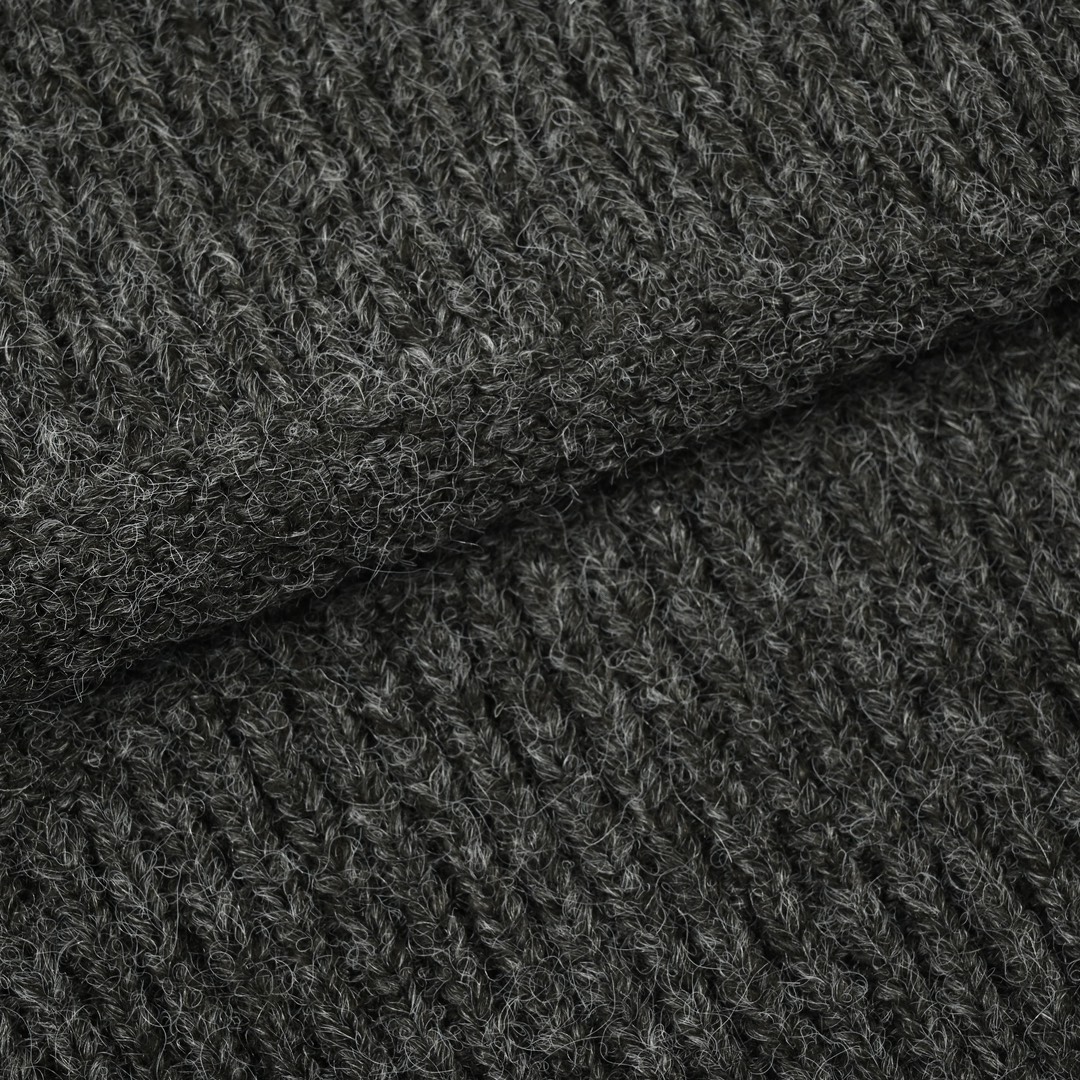 Givenchy纪梵希24FW 签字马海毛圆领毛衣