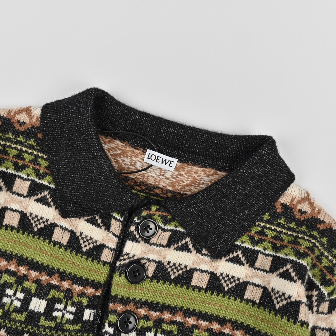 Loewe罗意威24SS 圣诞花草翻领毛衣