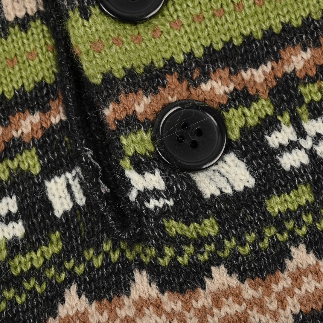 Loewe罗意威24SS 圣诞花草翻领毛衣