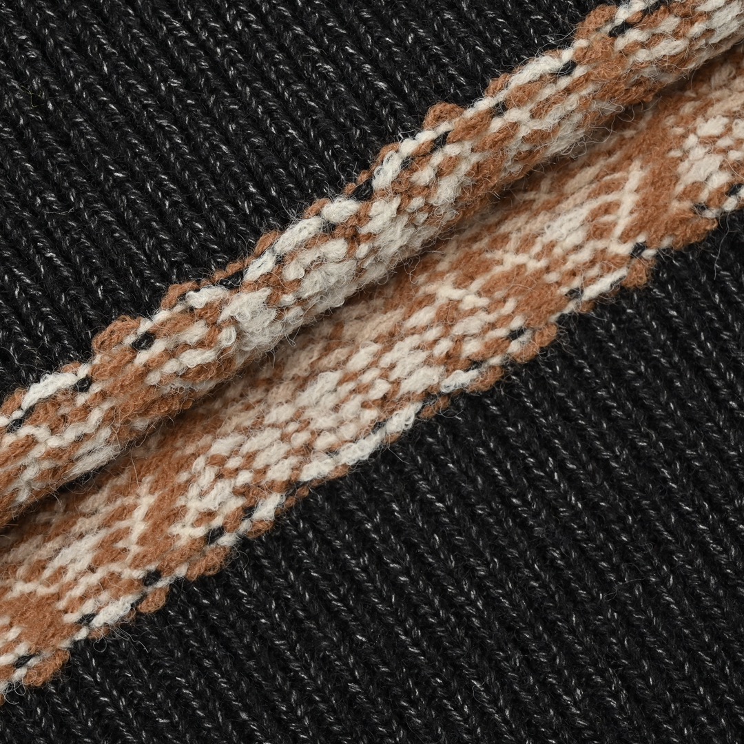 Loewe罗意威24SS 圣诞花草翻领毛衣