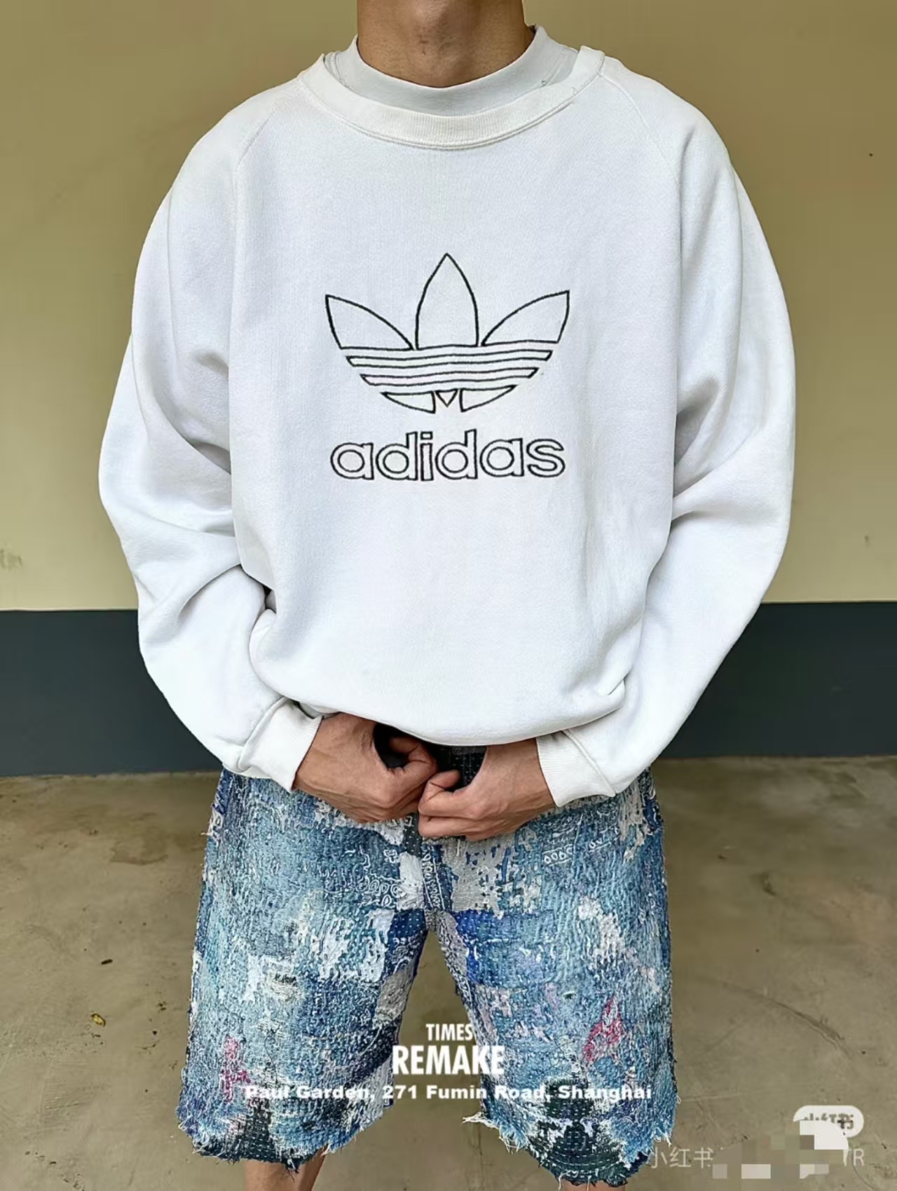 Balenciaga巴黎世家×三叶草印花圆领卫衣 上身效果#