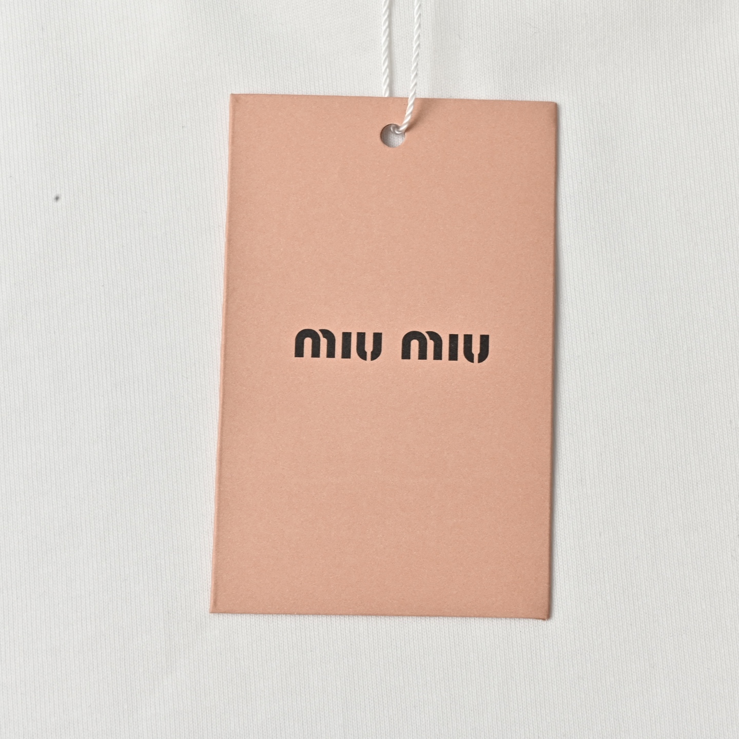 MIUMIU缪缪经典刺绣徽标字母T恤