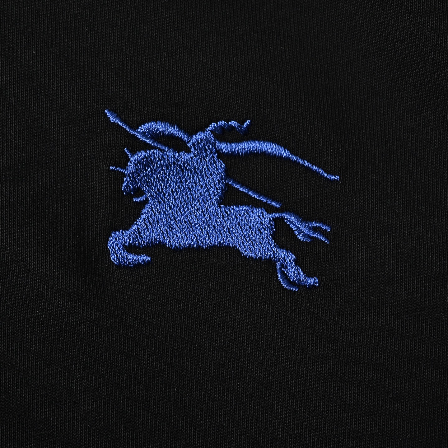 巴宝莉小战马 Burberry巴宝莉24ss经典刺绣战马小标圆领短袖