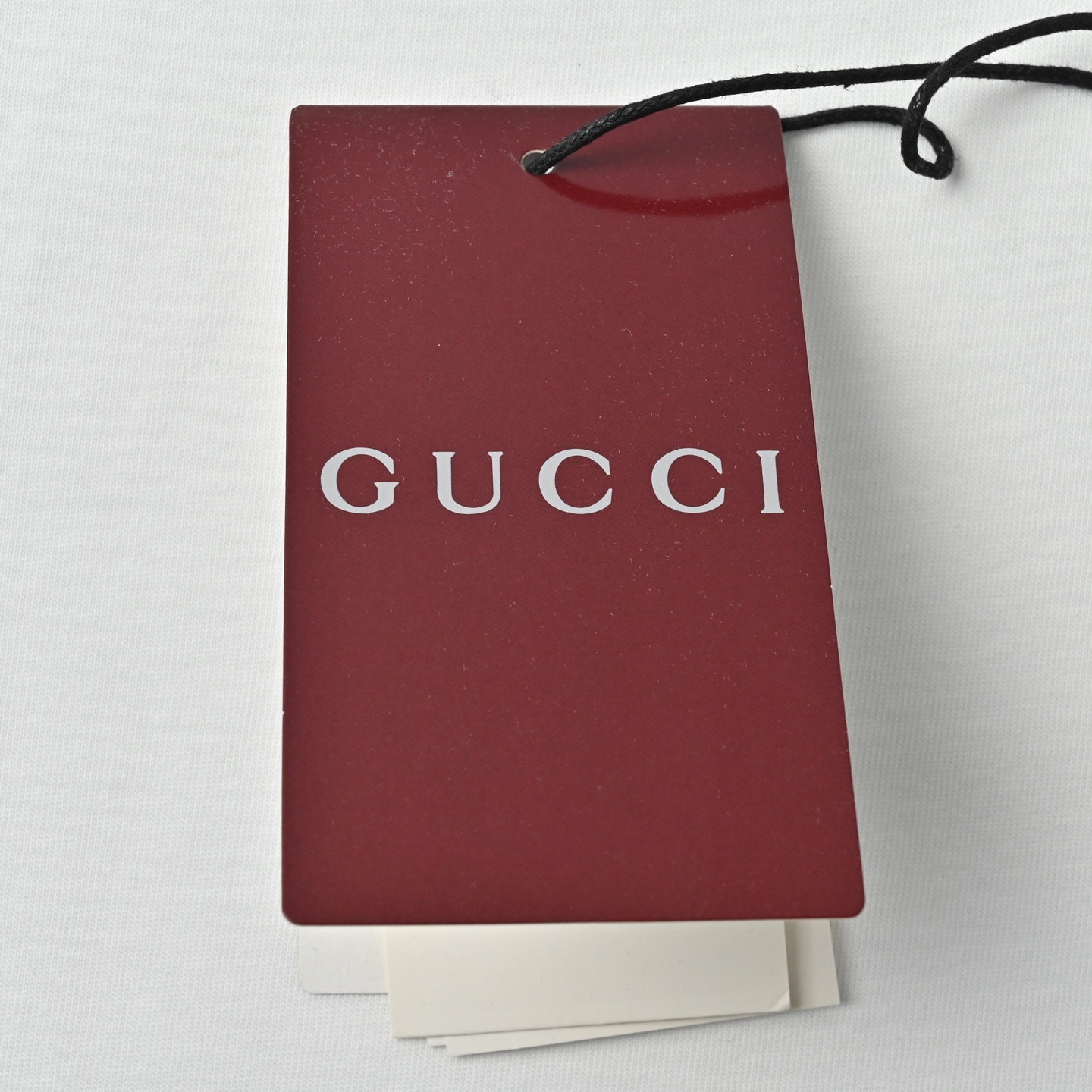 Gucci/古驰 25ss 浮雕压花字母印花短袖 黑色 白色-Chinese UA Cheap High Quatity Brand Clothes Bags handbags Sneakers wholesale wholesaler seller from China Factory suppliers Fashion Clothing Shoes best Quality Beautiful Price Gucci/古驰 25ss 浮雕压花字母印花短袖 黑色 白色