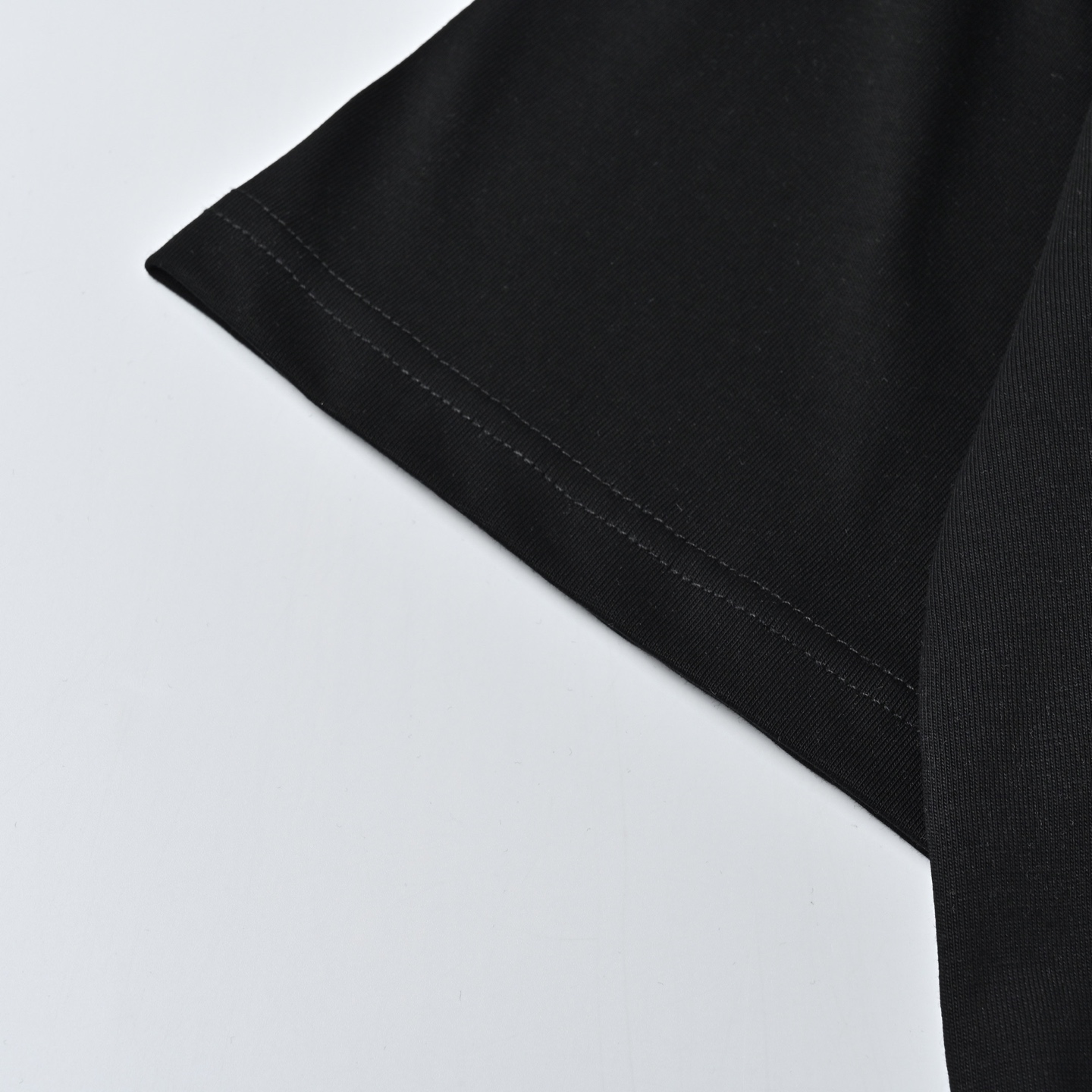 Louis Vuitton路易威登25ss员工限定圆领短袖