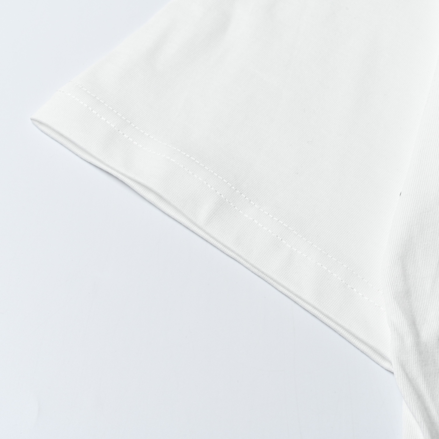 Balenciaga巴黎世家25ss美式字母斜纹布料贴布绣花短袖T恤 黑色 白色