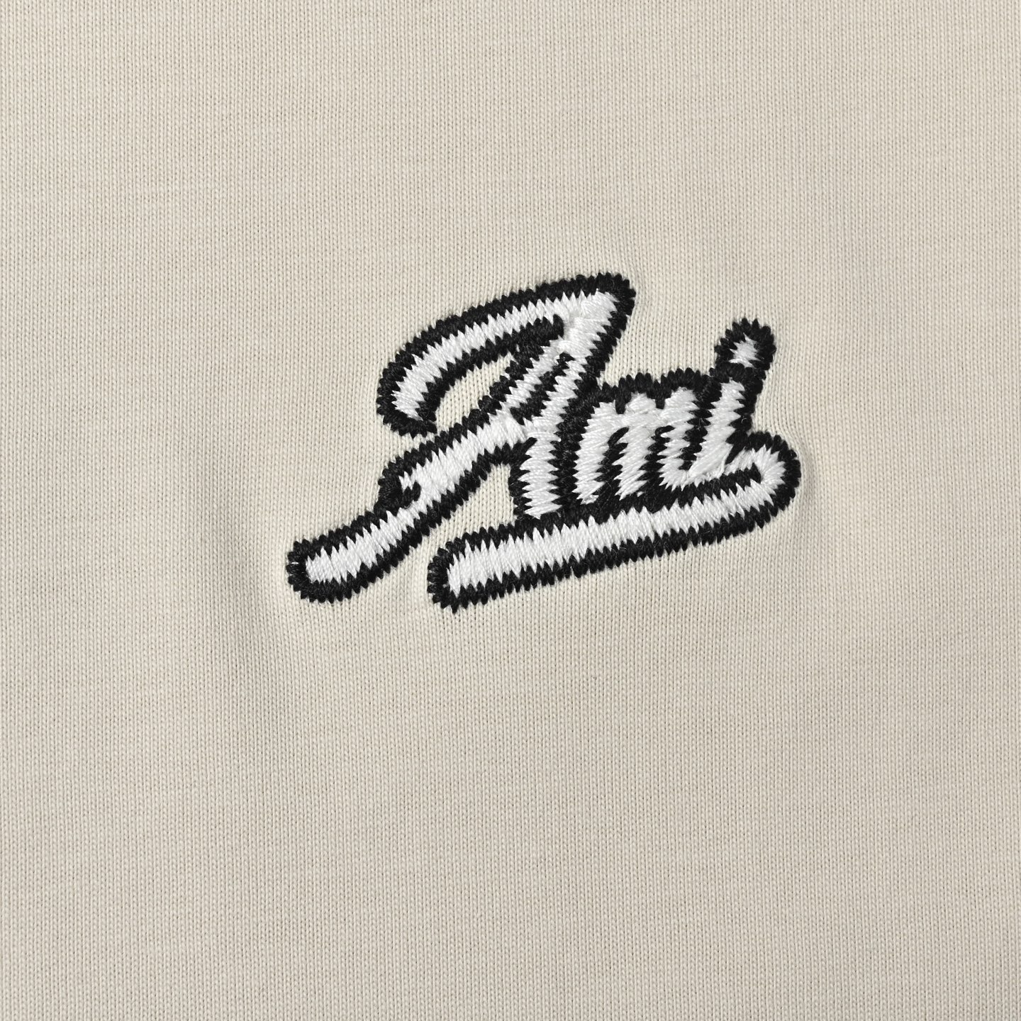 AMI 25SS春夏胸前刺绣logo落肩T恤