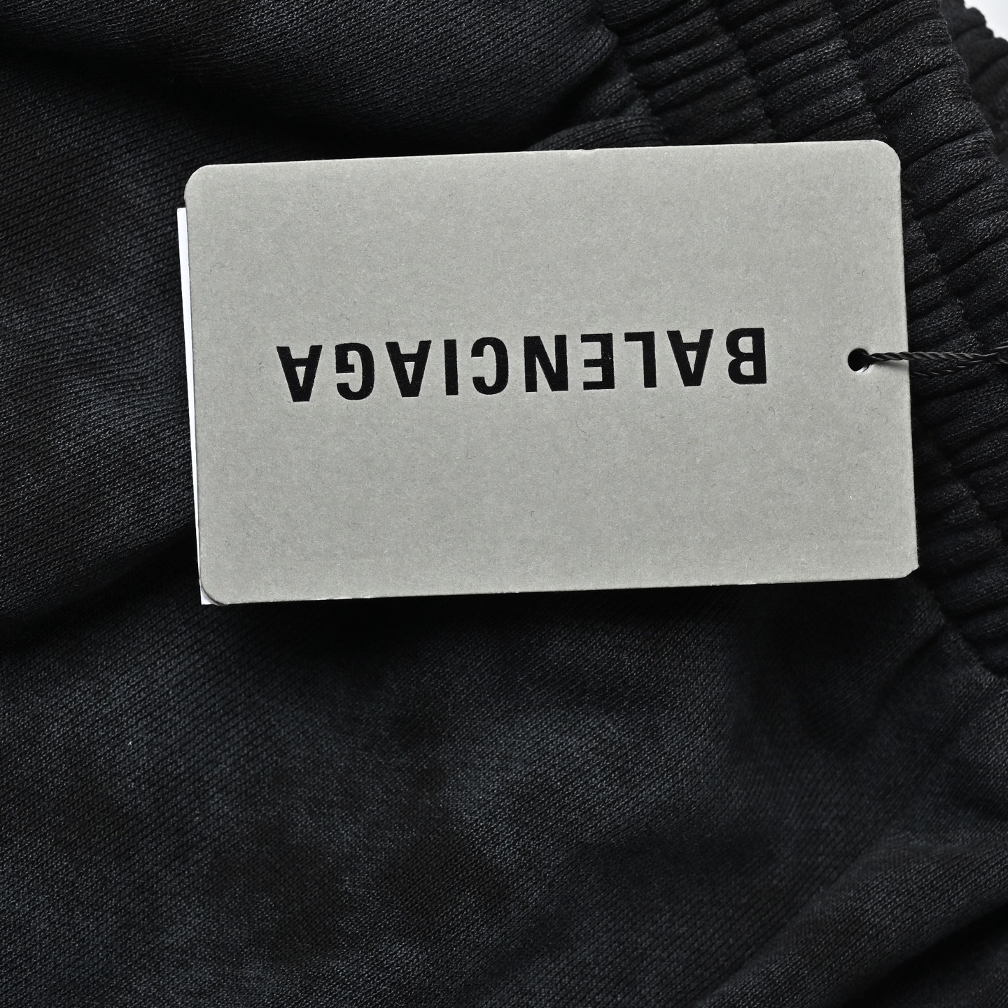 Balenciaga 巴黎世家 红标刺绣黑色运动短裤-Chinese UA Cheap High Quatity Brand Clothes Bags handbags Sneakers wholesale wholesaler seller from China Factory suppliers Fashion Clothing Shoes best Quality Beautiful Price Balenciaga 巴黎世家 红标刺绣黑色运动短裤