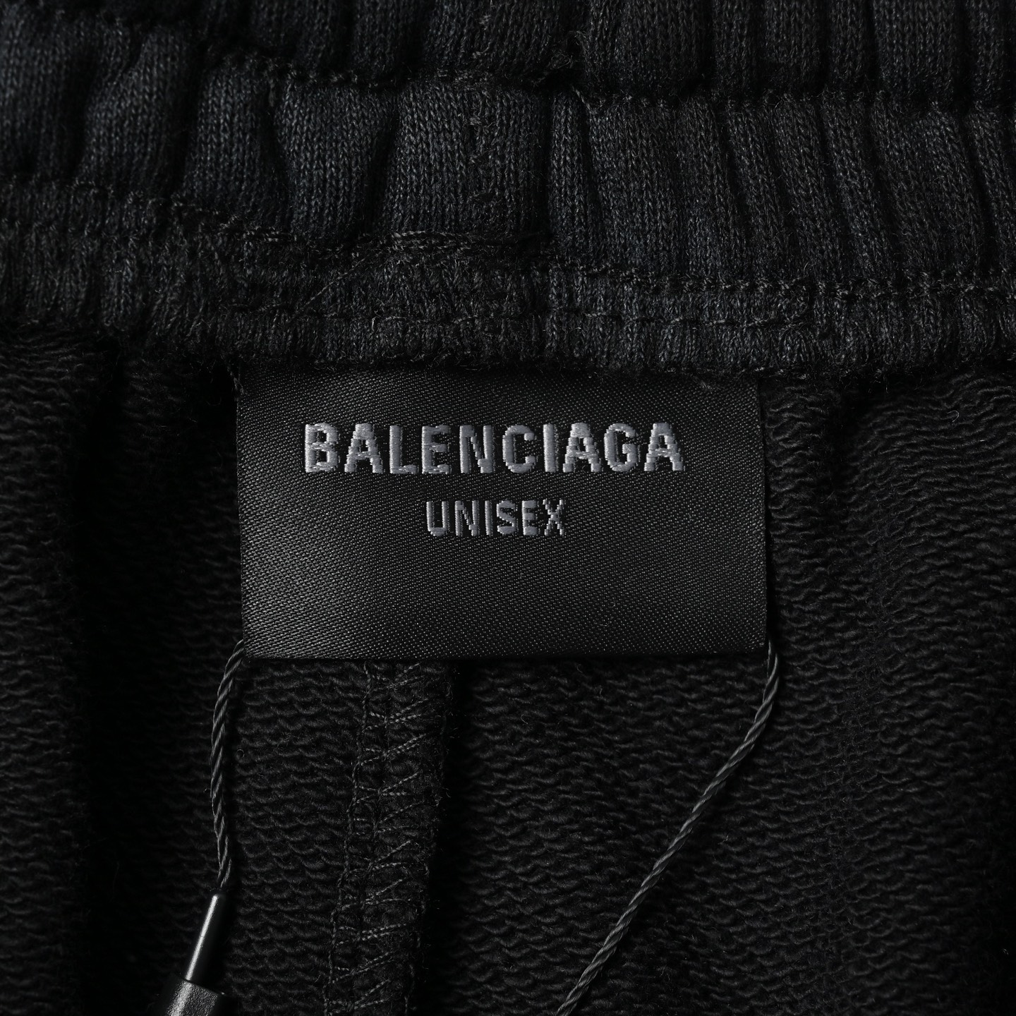 Balenciaga 巴黎世家 红标刺绣黑色运动短裤-Chinese UA Cheap High Quatity Brand Clothes Bags handbags Sneakers wholesale wholesaler seller from China Factory suppliers Fashion Clothing Shoes best Quality Beautiful Price Balenciaga 巴黎世家 红标刺绣黑色运动短裤