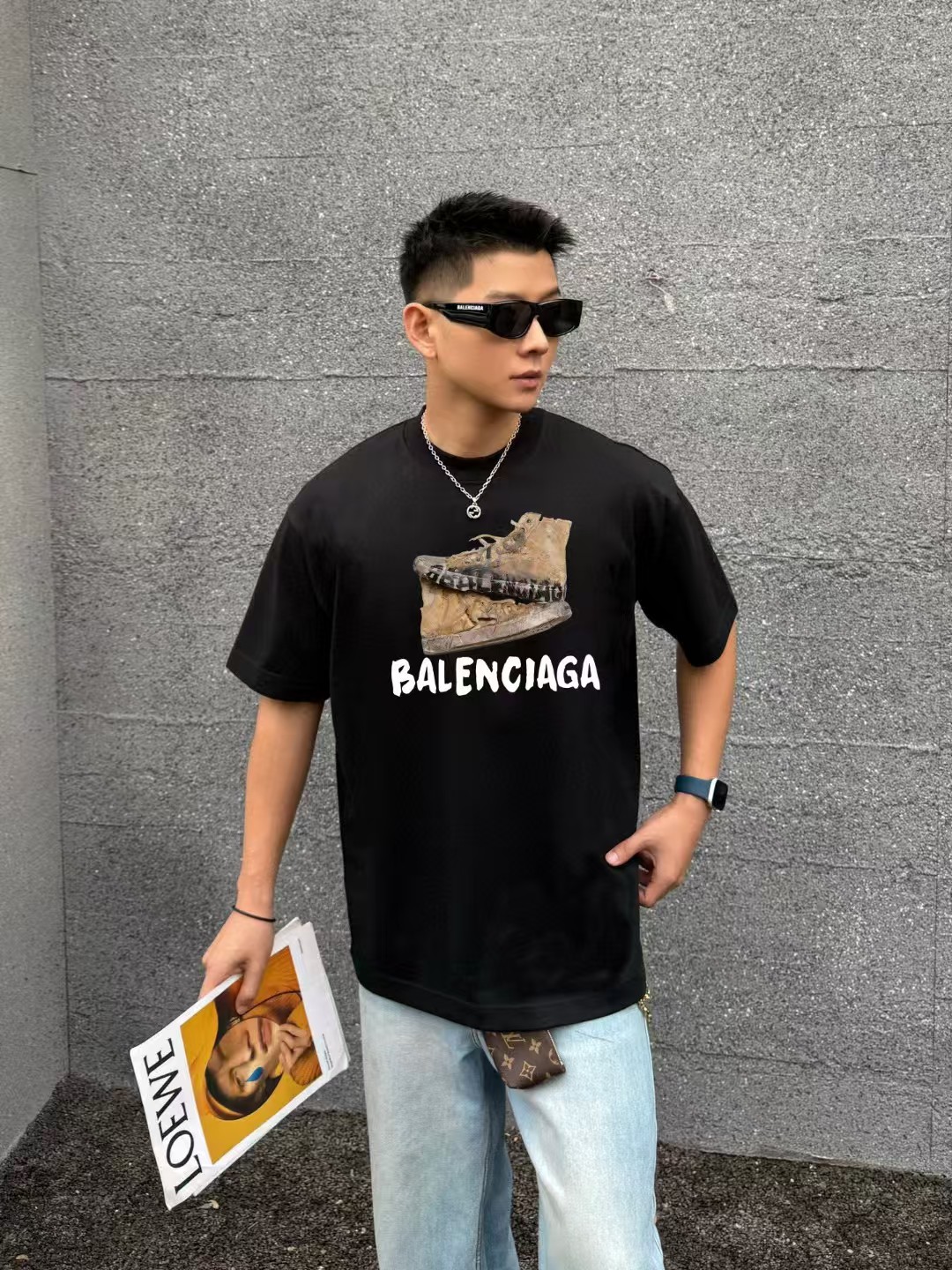 BALENCIAGA 巴黎世家 做旧鞋子字母印花短袖T恤 上身效果#