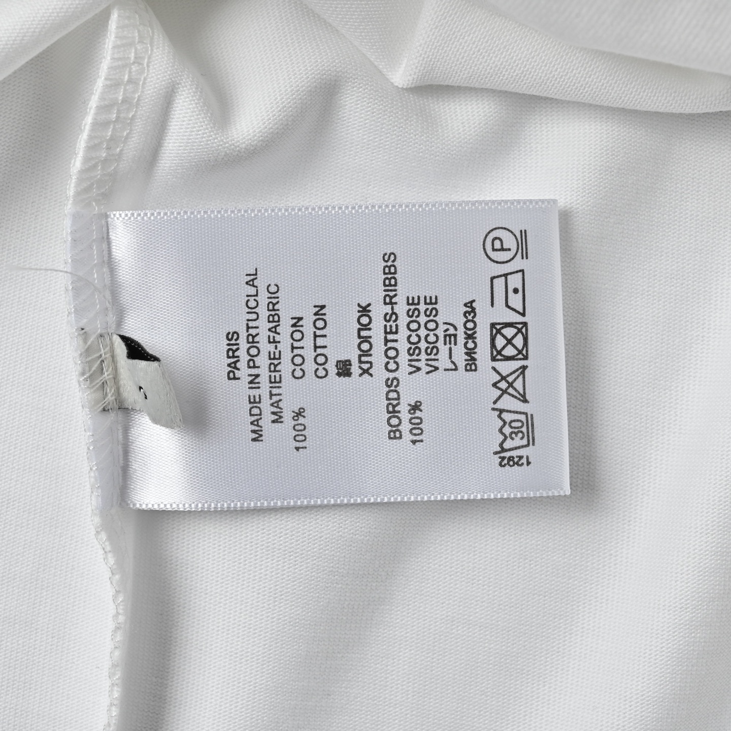 MONCLER/蒙口 英文短句短袖T恤-Chinese UA Cheap High Quatity Brand Clothes Bags handbags Sneakers wholesale wholesaler seller from China Factory suppliers Fashion Clothing Shoes best Quality Beautiful Price MONCLER/蒙口 英文短句短袖T恤