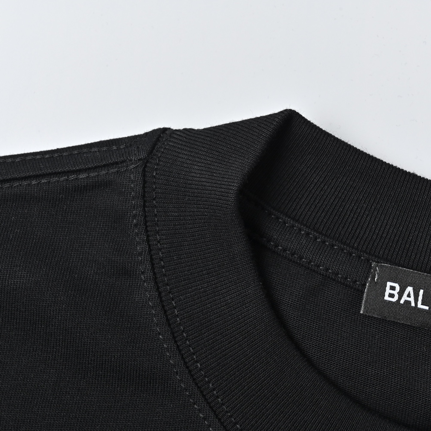Balenciaga/巴黎世家 粉色字母印花短袖T恤