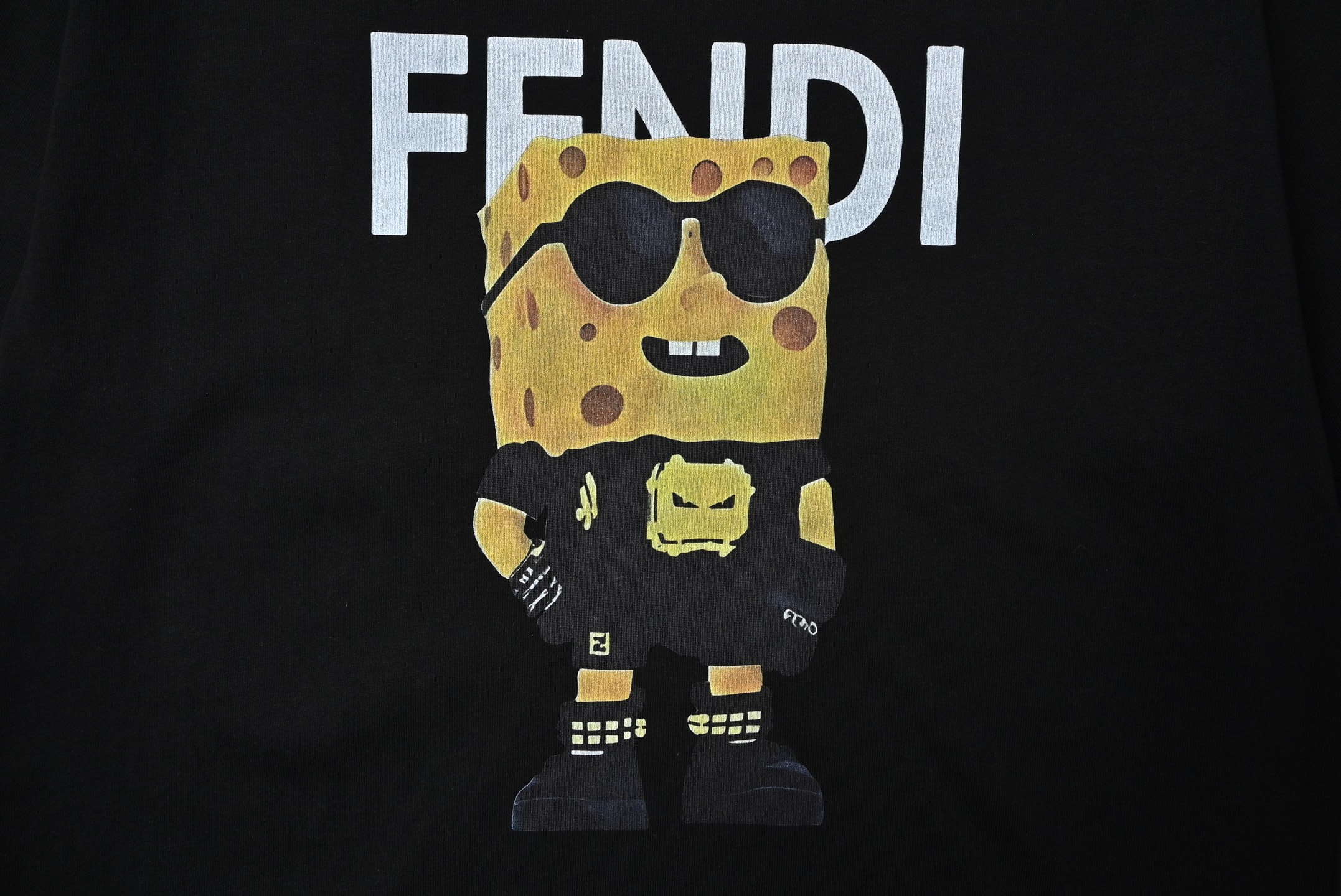 Fendi 芬迪 2025夏季新款 奶酪特工印花短袖T恤