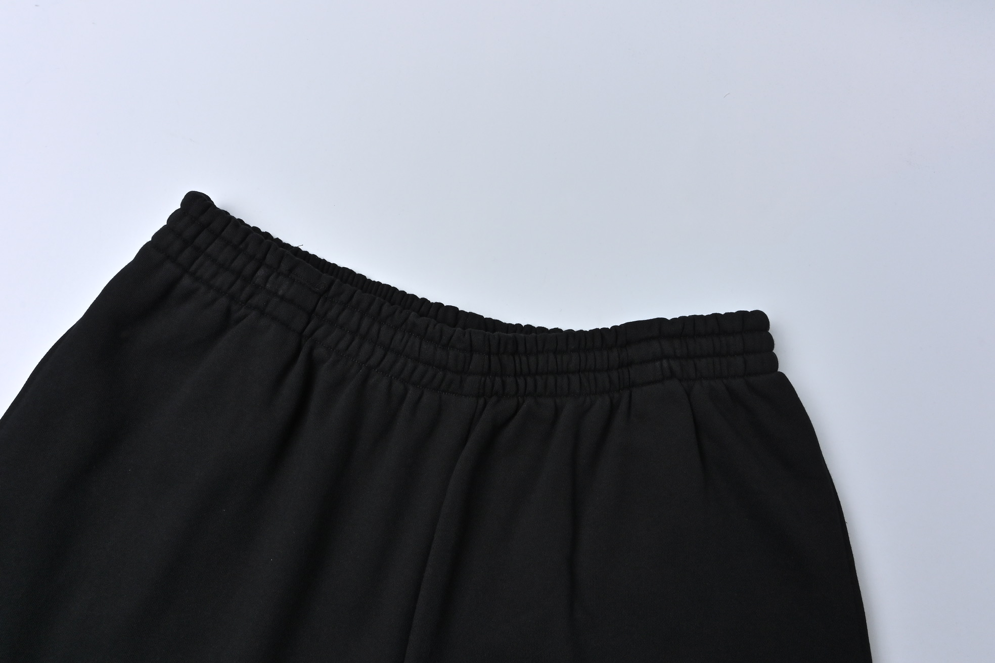 BLCG 25ss 环形刺绣短裤