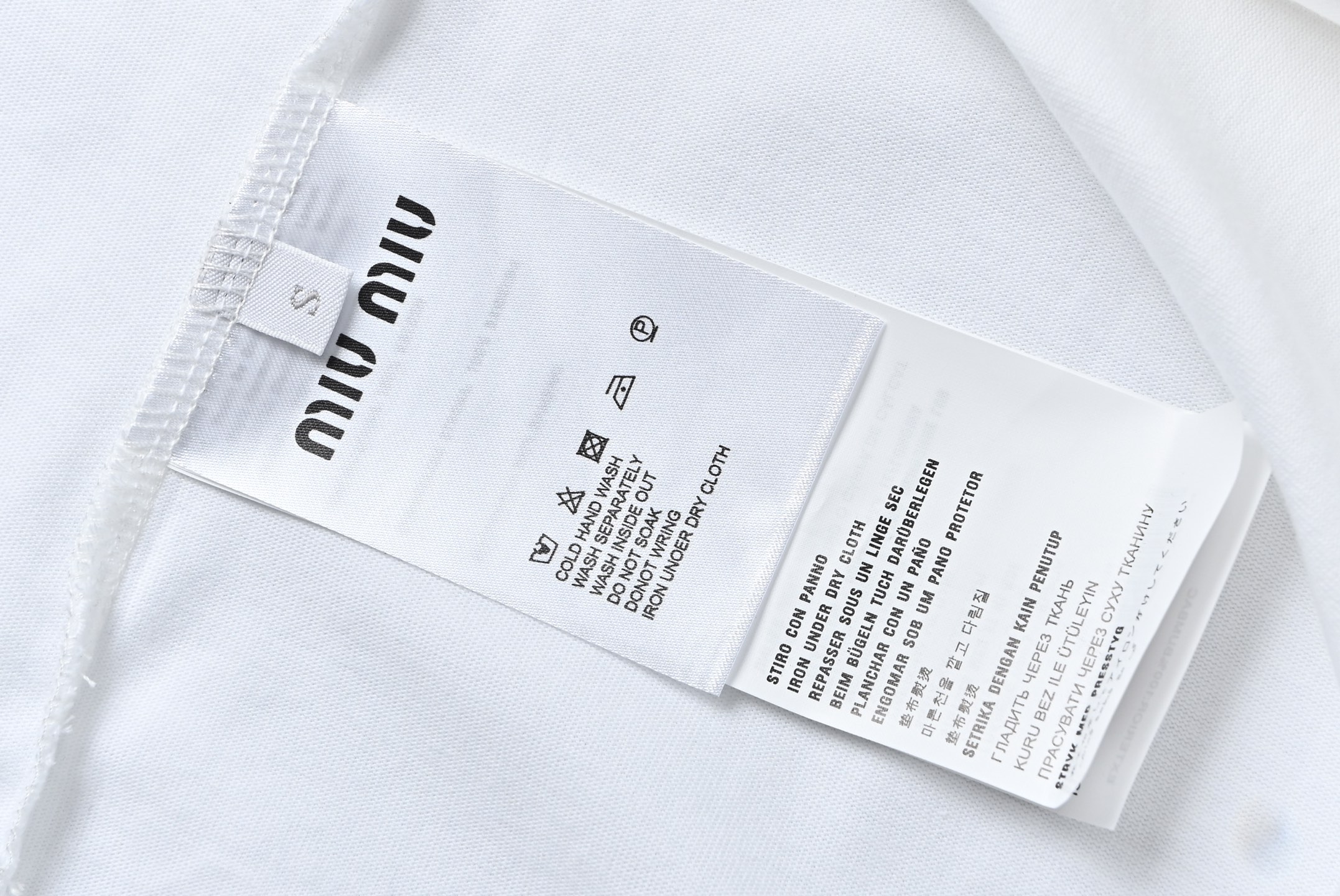 Miumiu 2025春夏款 经典字母个性logo短袖T恤