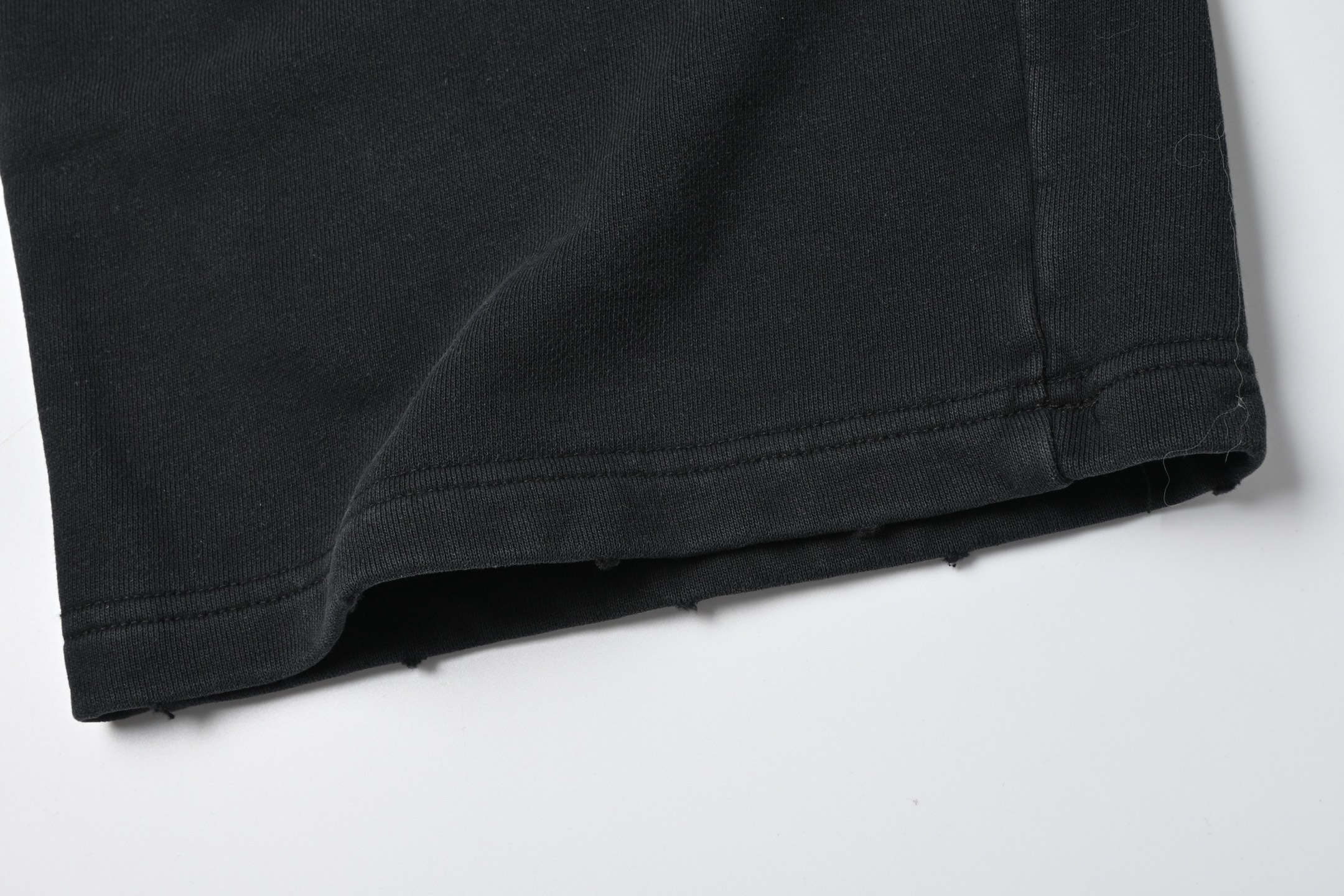 Balenciaga 巴黎世家25SS水洗灰刺绣卫裤