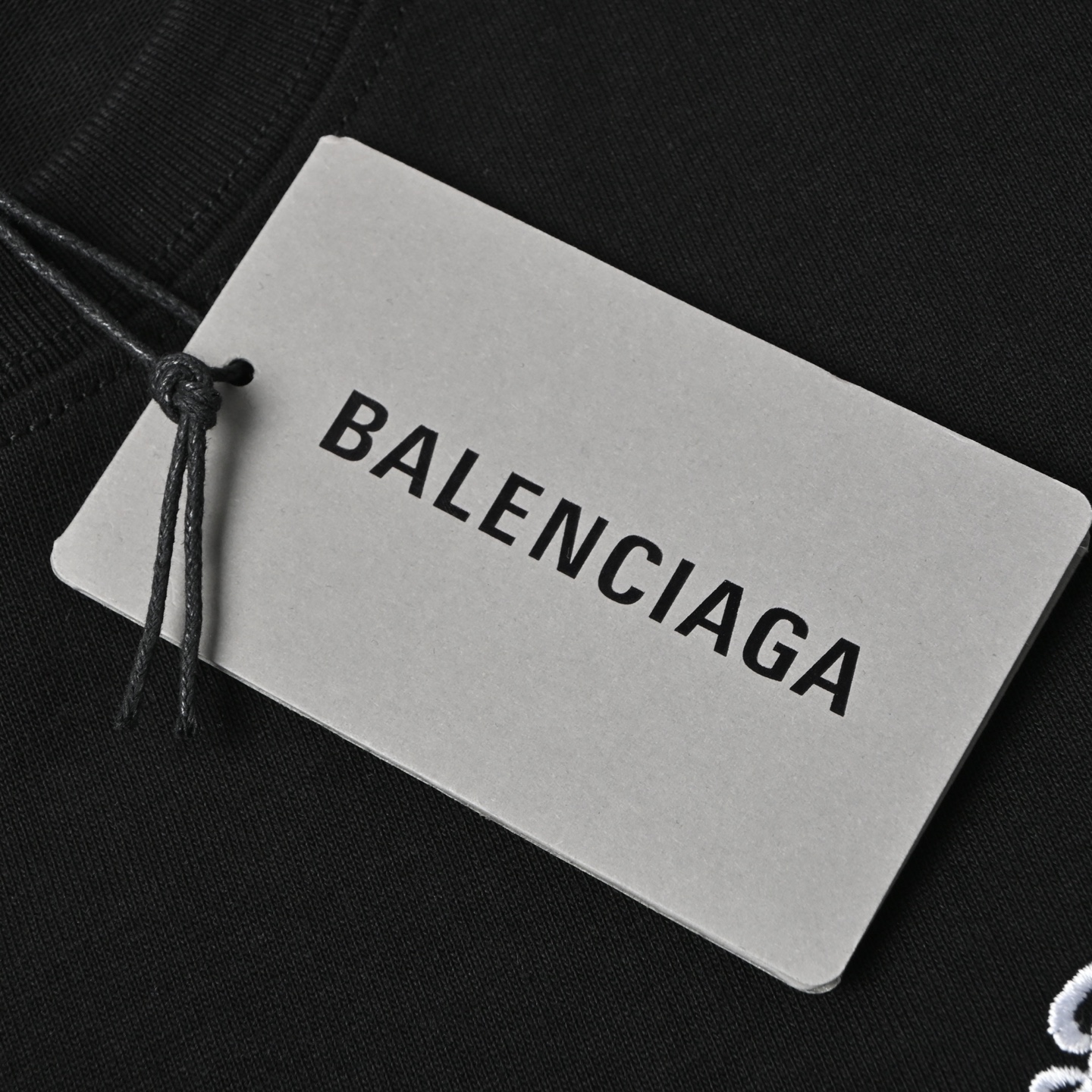 Balenciaga/巴黎世家·经典小标刺绣圆领短袖T恤 黑色 白色-Chinese UA Cheap High Quatity Brand Clothes Bags handbags Sneakers wholesale wholesaler seller from China Factory suppliers Fashion Clothing Shoes best Quality Beautiful Price Balenciaga/巴黎世家·经典小标刺绣圆领短袖T恤 黑色 白色
