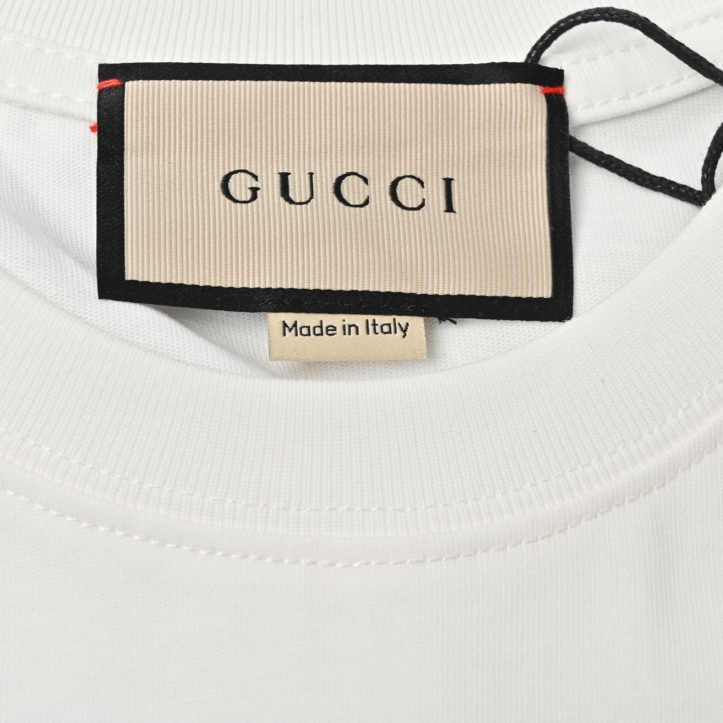 Gucci 古驰 数码字母logo高克重印花短袖T恤