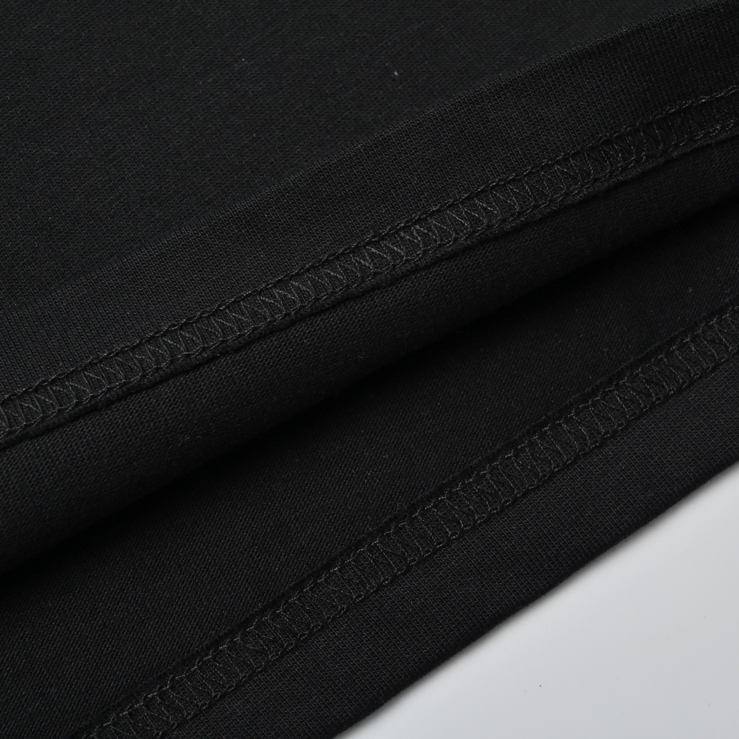 BALENCIAGA 巴黎世家 易拉罐字母印花短袖T恤 Logo标识印花