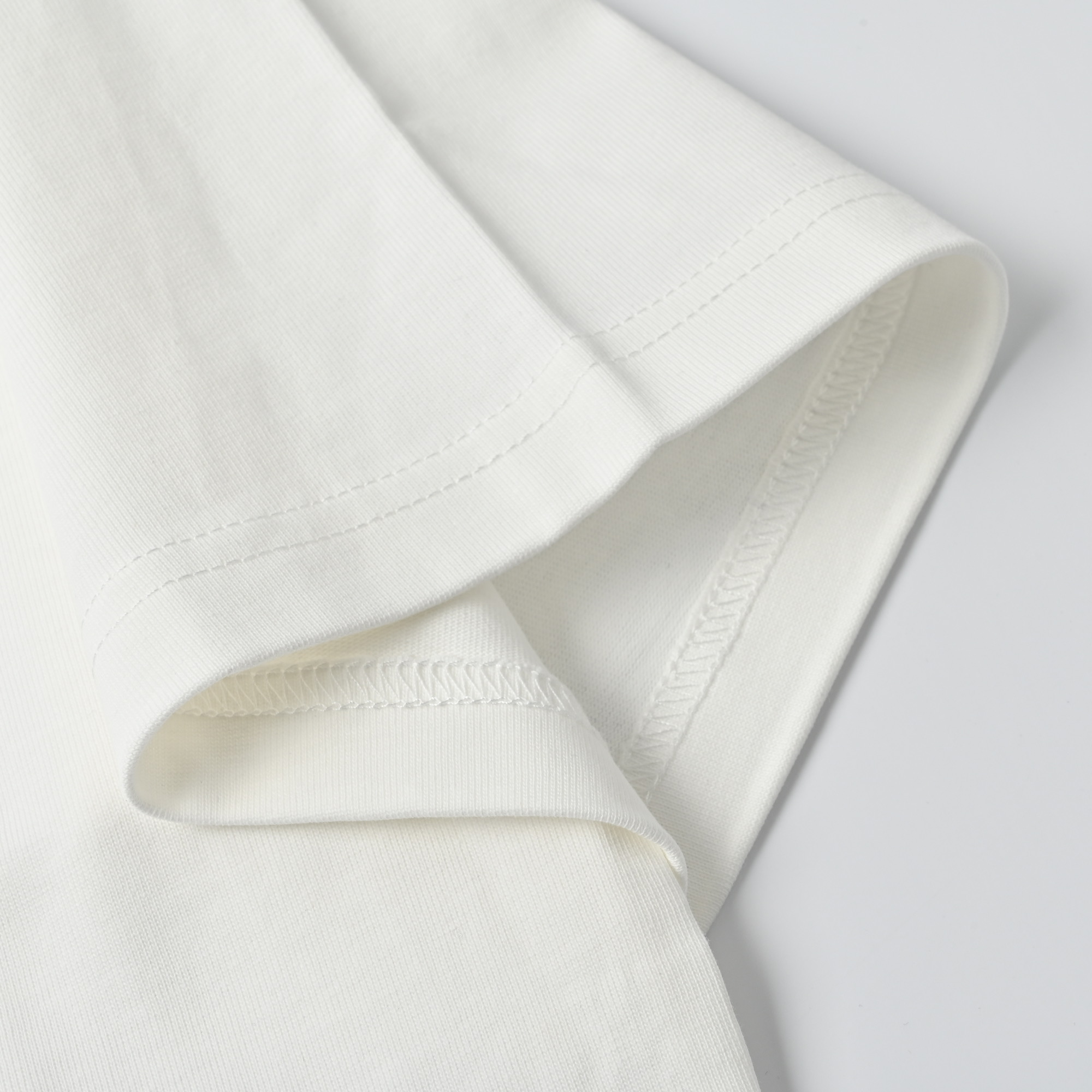 BALENCIAGA 巴黎世家 易拉罐字母印花短袖T恤 Logo标识印花-Chinese UA Cheap High Quatity Brand Clothes Bags handbags Sneakers wholesale wholesaler seller from China Factory suppliers Fashion Clothing Shoes best Quality Beautiful Price BALENCIAGA 巴黎世家 易拉罐字母印花短袖T恤 Logo标识印花