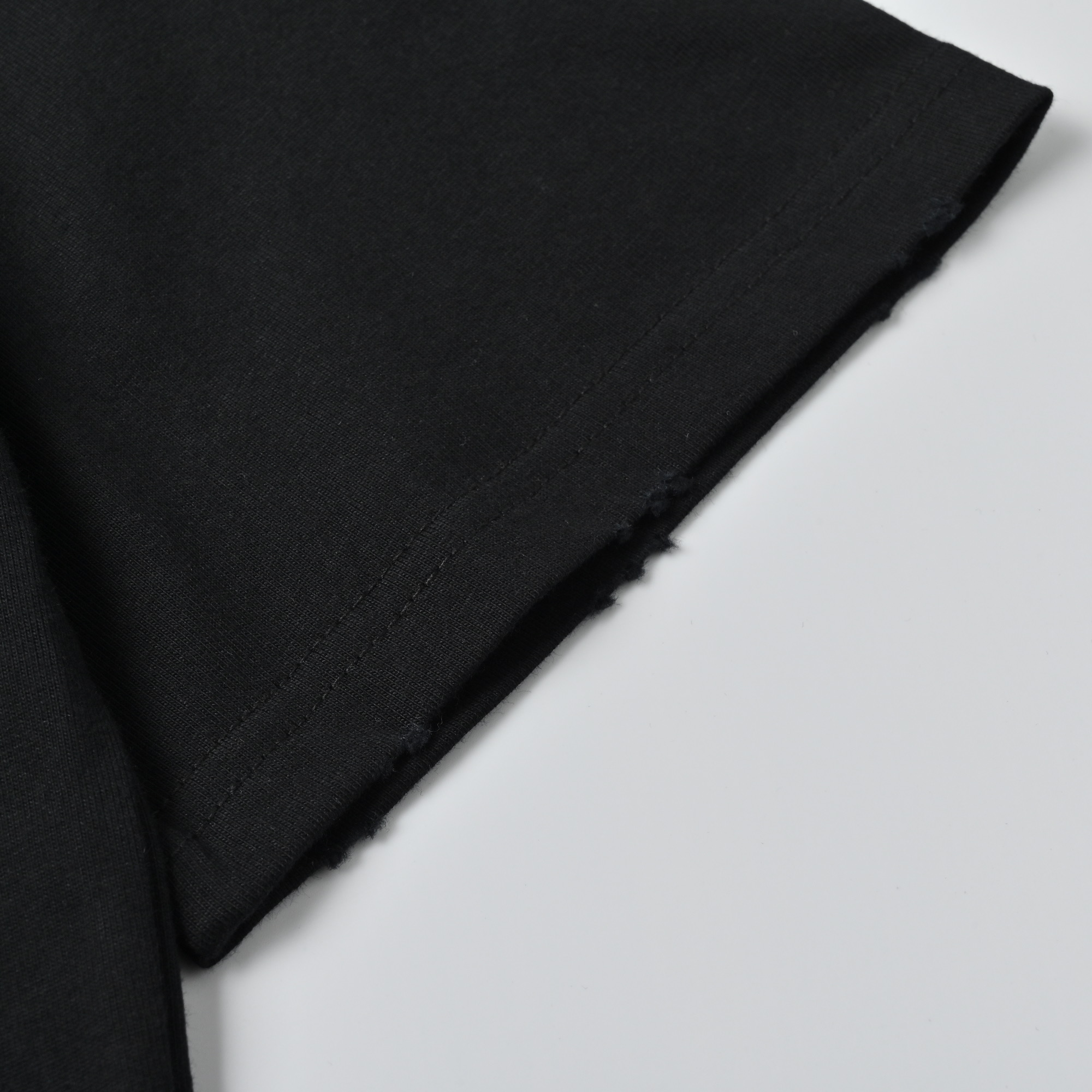 Balenciaga 巴黎世家 银白胶带短袖T恤