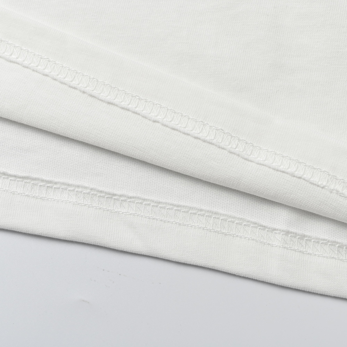 Louis Vuitton 路易威登 满印渐变短袖T恤