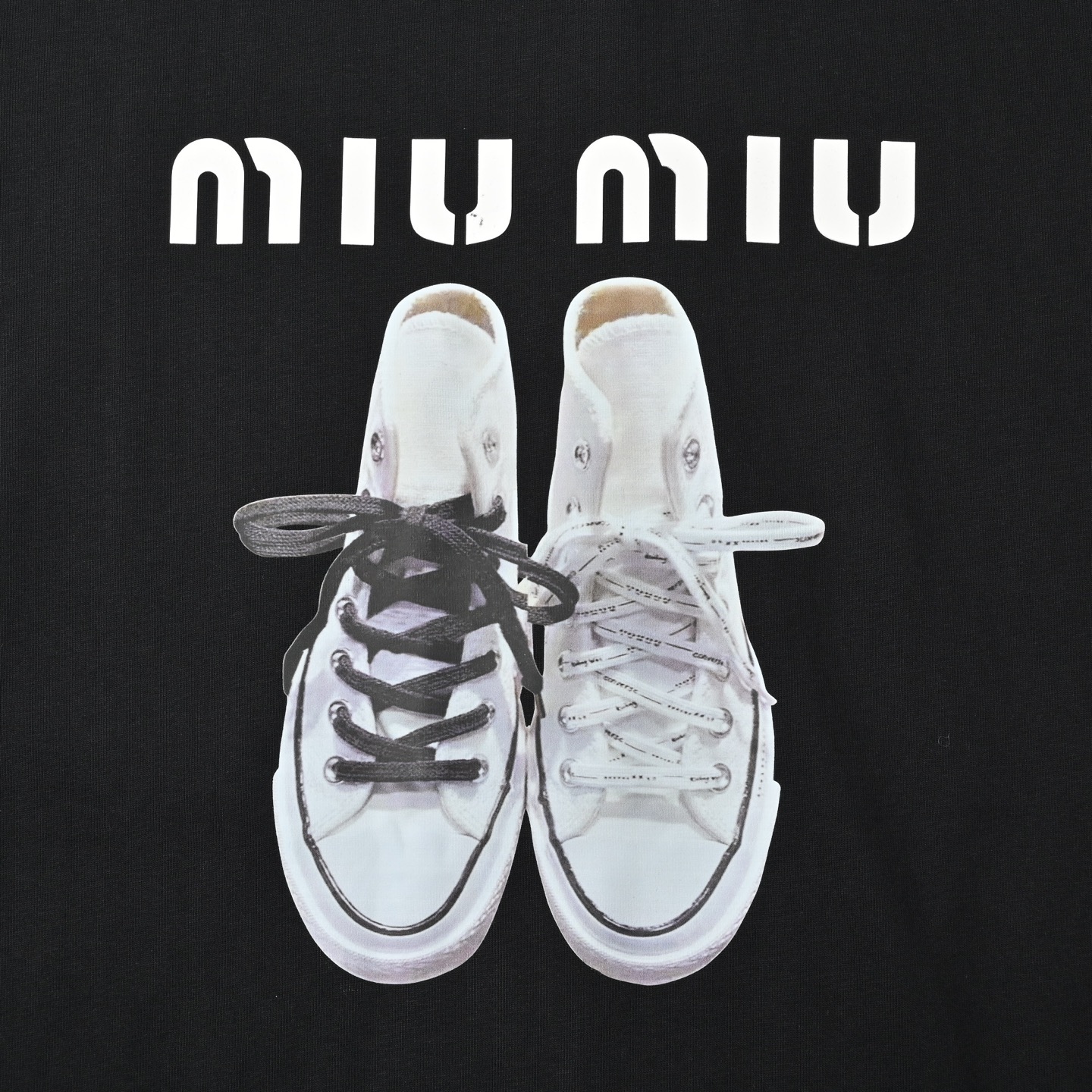 miumiu 帆布鞋印花短袖T恤 纯色T恤简约大气