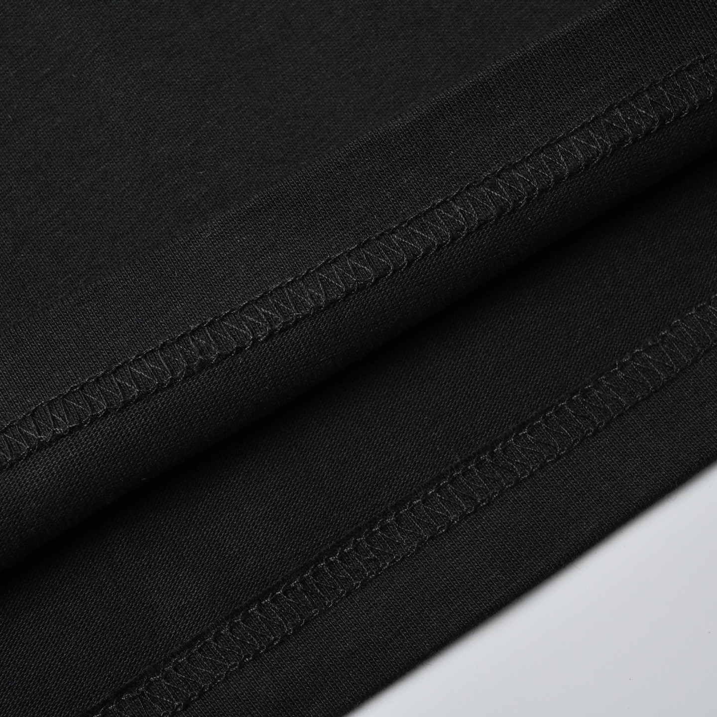 miumiu 帆布鞋印花短袖T恤 纯色T恤简约大气