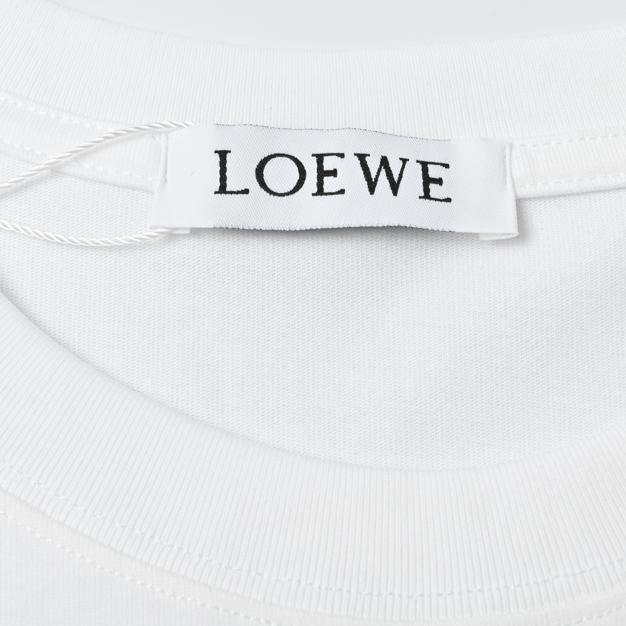 LOEWE x On 罗意威&昂跑联名系列短袖T恤-Chinese UA Cheap High Quatity Brand Clothes Bags handbags Sneakers wholesale wholesaler seller from China Factory suppliers Fashion Clothing Shoes best Quality Beautiful Price LOEWE x On 罗意威&昂跑联名系列短袖T恤