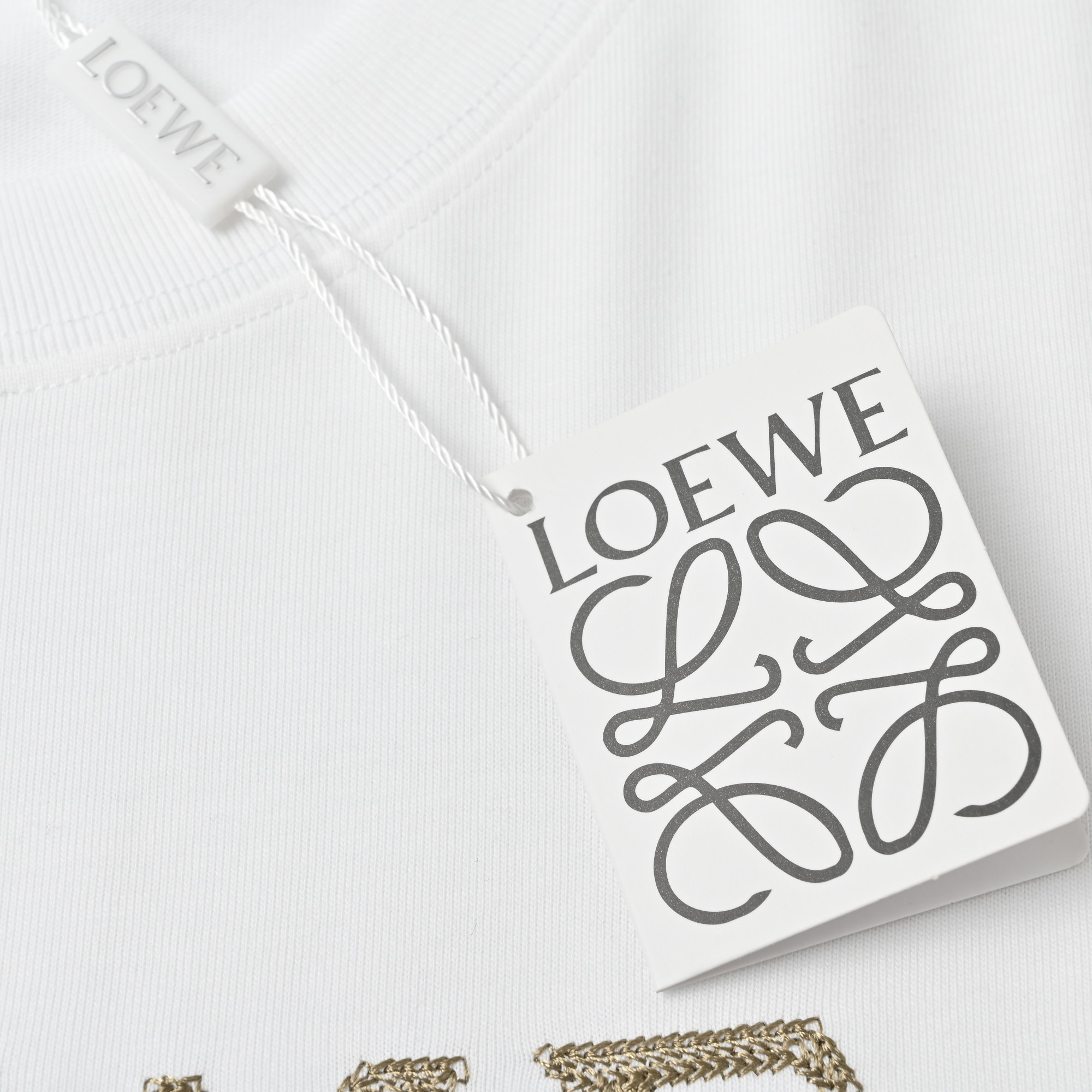 LOEWE x On 罗意威&昂跑联名系列短袖T恤-Chinese UA Cheap High Quatity Brand Clothes Bags handbags Sneakers wholesale wholesaler seller from China Factory suppliers Fashion Clothing Shoes best Quality Beautiful Price LOEWE x On 罗意威&昂跑联名系列短袖T恤