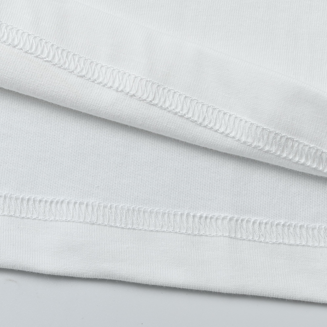 Alo Yoga 简约字母纯色短袖T恤