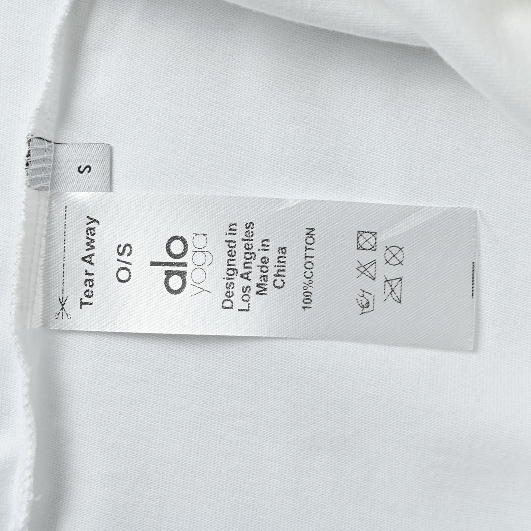 Alo Yoga 简约字母纯色短袖T恤