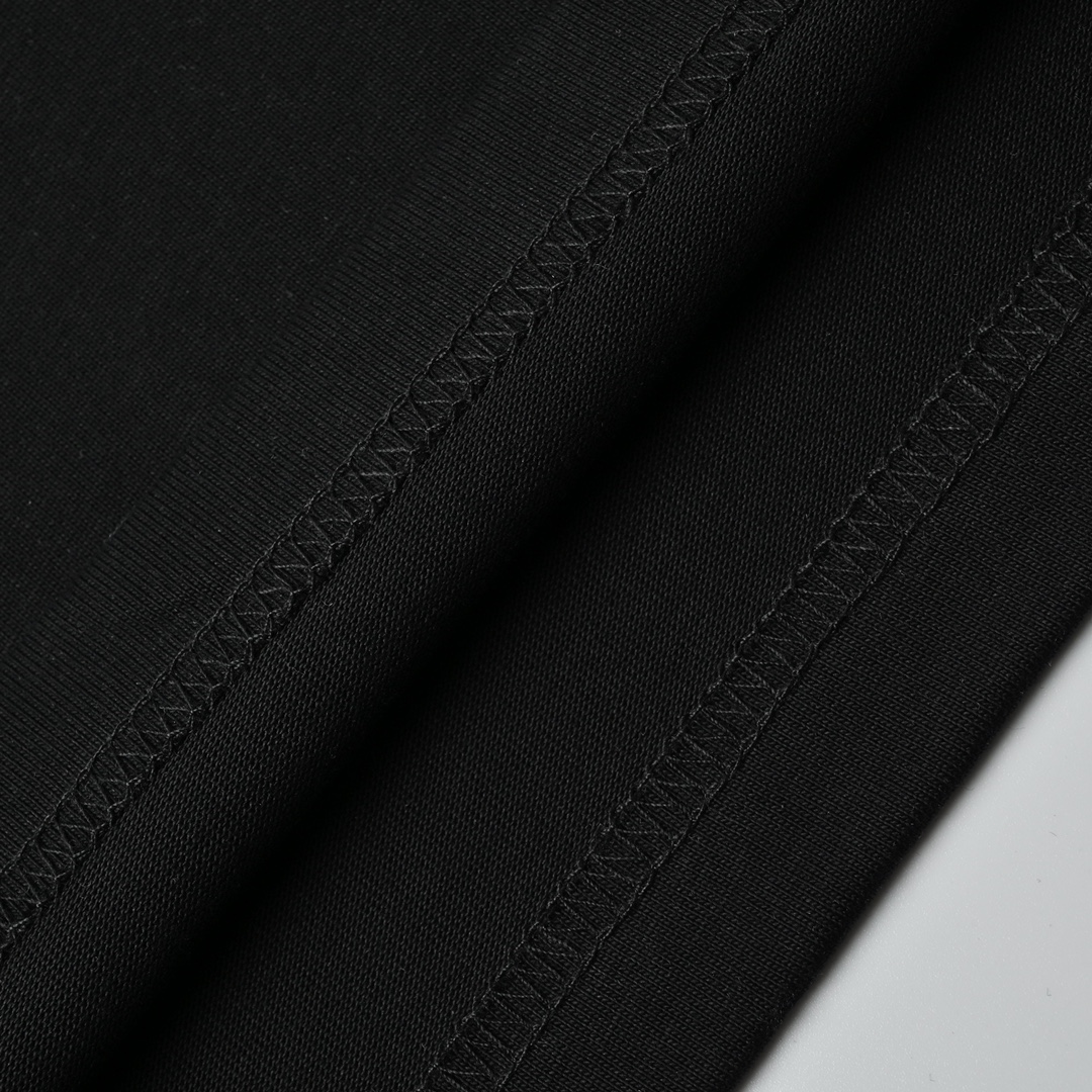 ACNE 25ss 小字母发泡印花短袖T恤-Chinese UA Cheap High Quatity Brand Clothes Bags handbags Sneakers wholesale wholesaler seller from China Factory suppliers Fashion Clothing Shoes best Quality Beautiful Price ACNE 25ss 小字母发泡印花短袖T恤