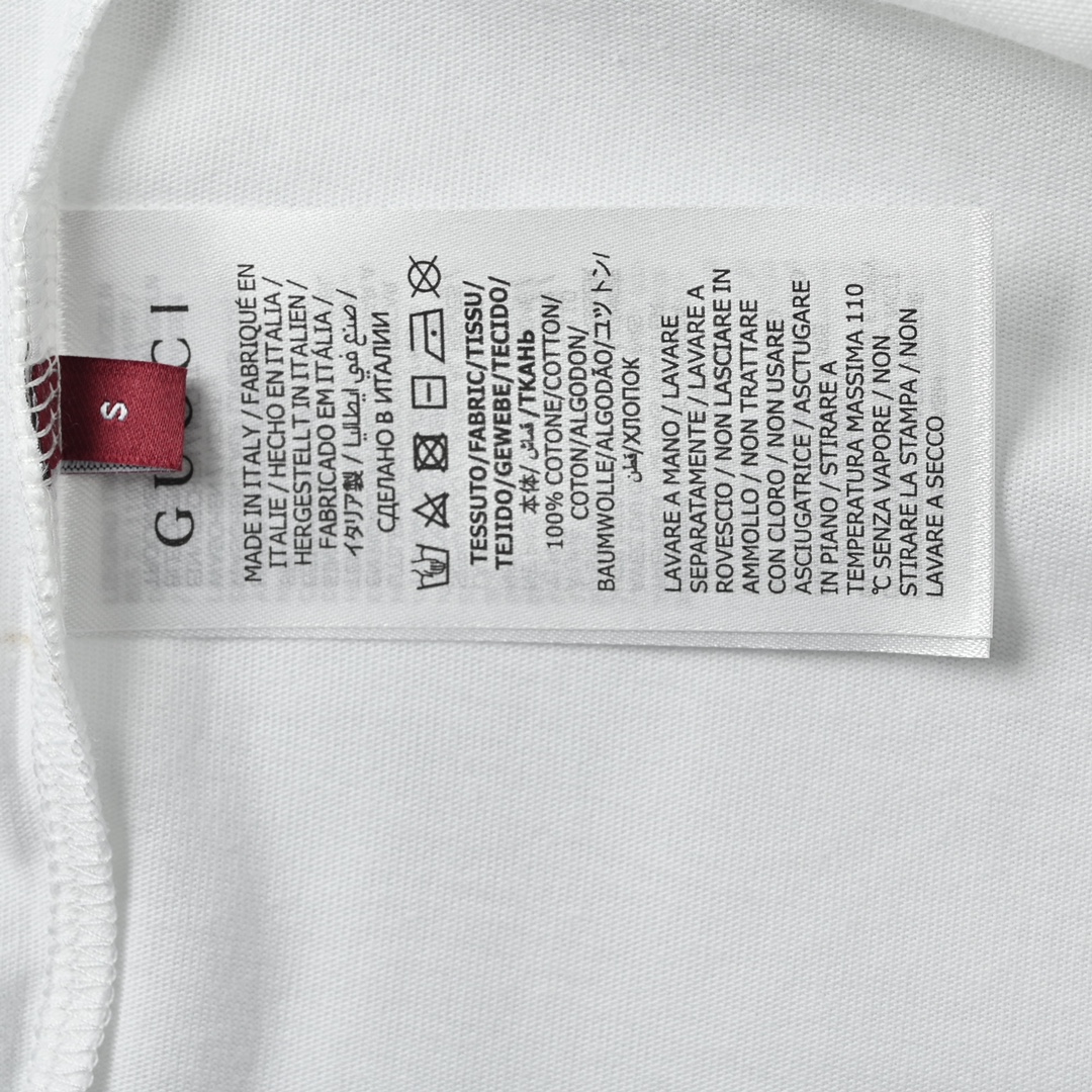 Gucci 古驰 简约字母刺绣logo图案短袖-Chinese UA Cheap High Quatity Brand Clothes Bags handbags Sneakers wholesale wholesaler seller from China Factory suppliers Fashion Clothing Shoes best Quality Beautiful Price Gucci 古驰 简约字母刺绣logo图案短袖