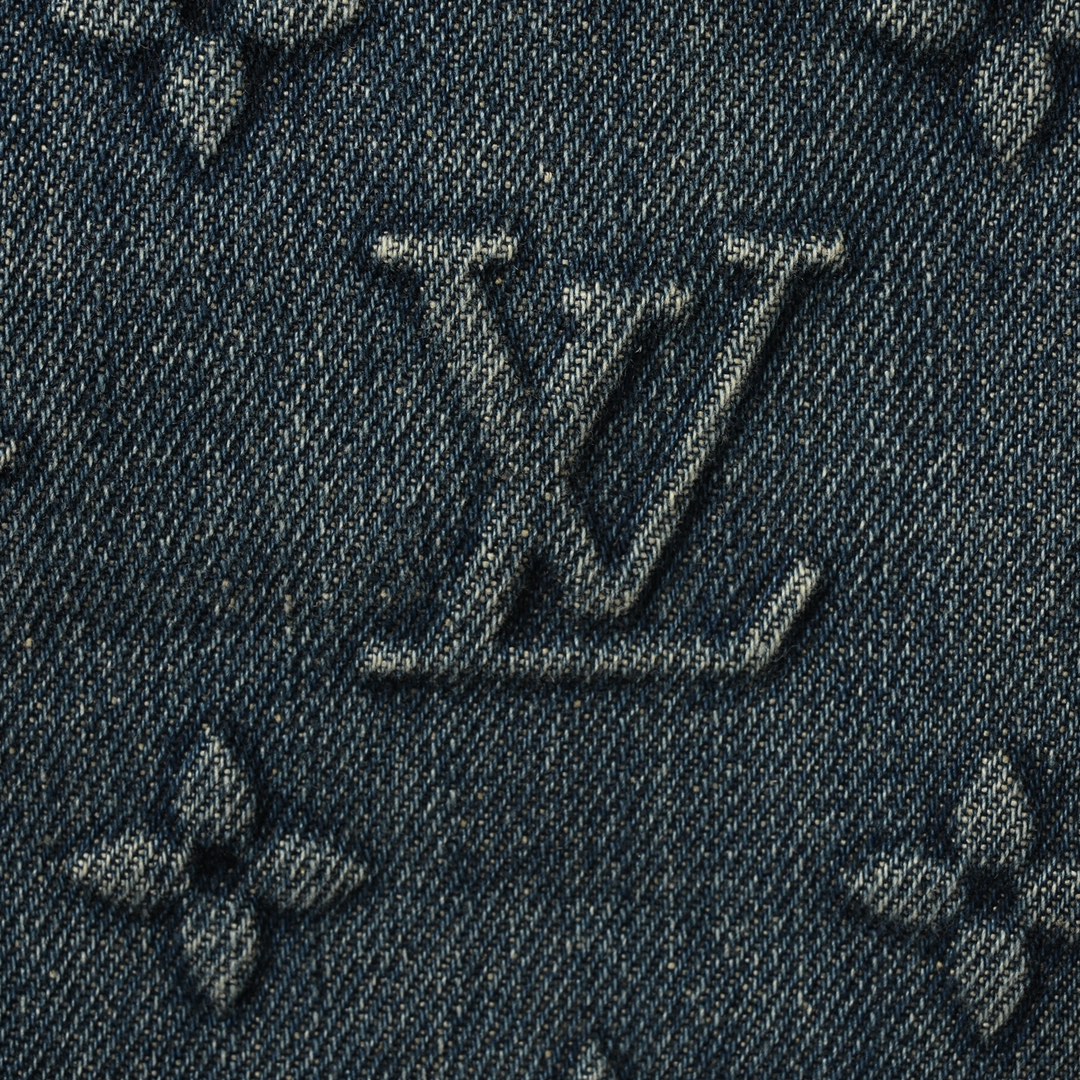 Louis Vuitton 路易威登 压花纹老花工装牛仔短裤