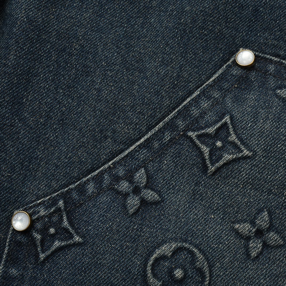 Louis Vuitton 路易威登 压花纹老花工装牛仔短裤