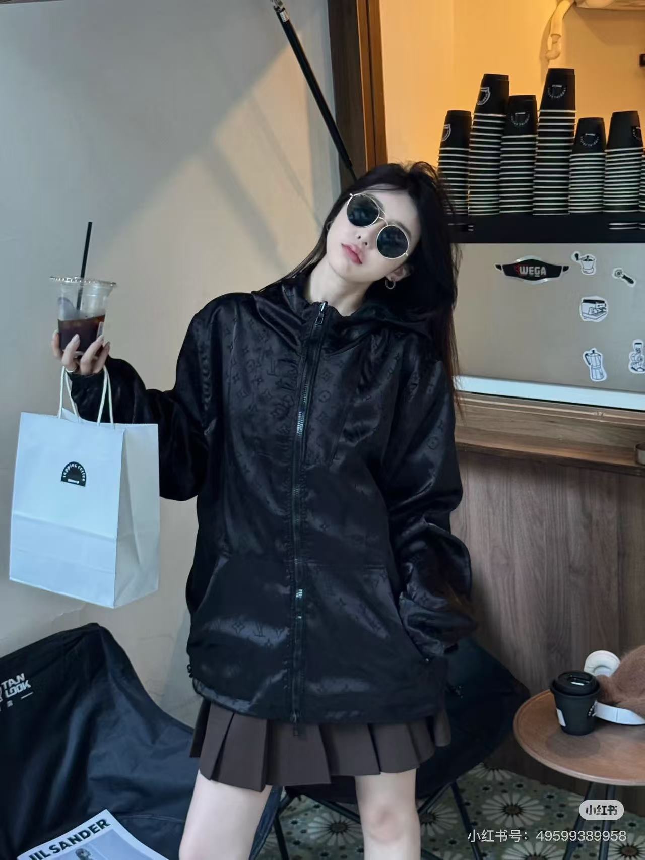 _dmn9sXWBPBhdUkbRvqurx6-1a7Z5o74NUf27FMA