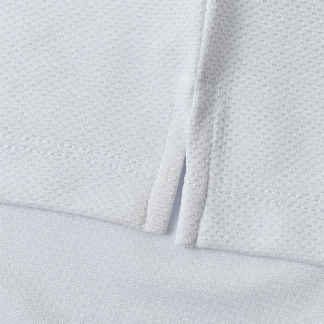 Louis Vuitton 路易威登 串珠水钻绣片polo衫