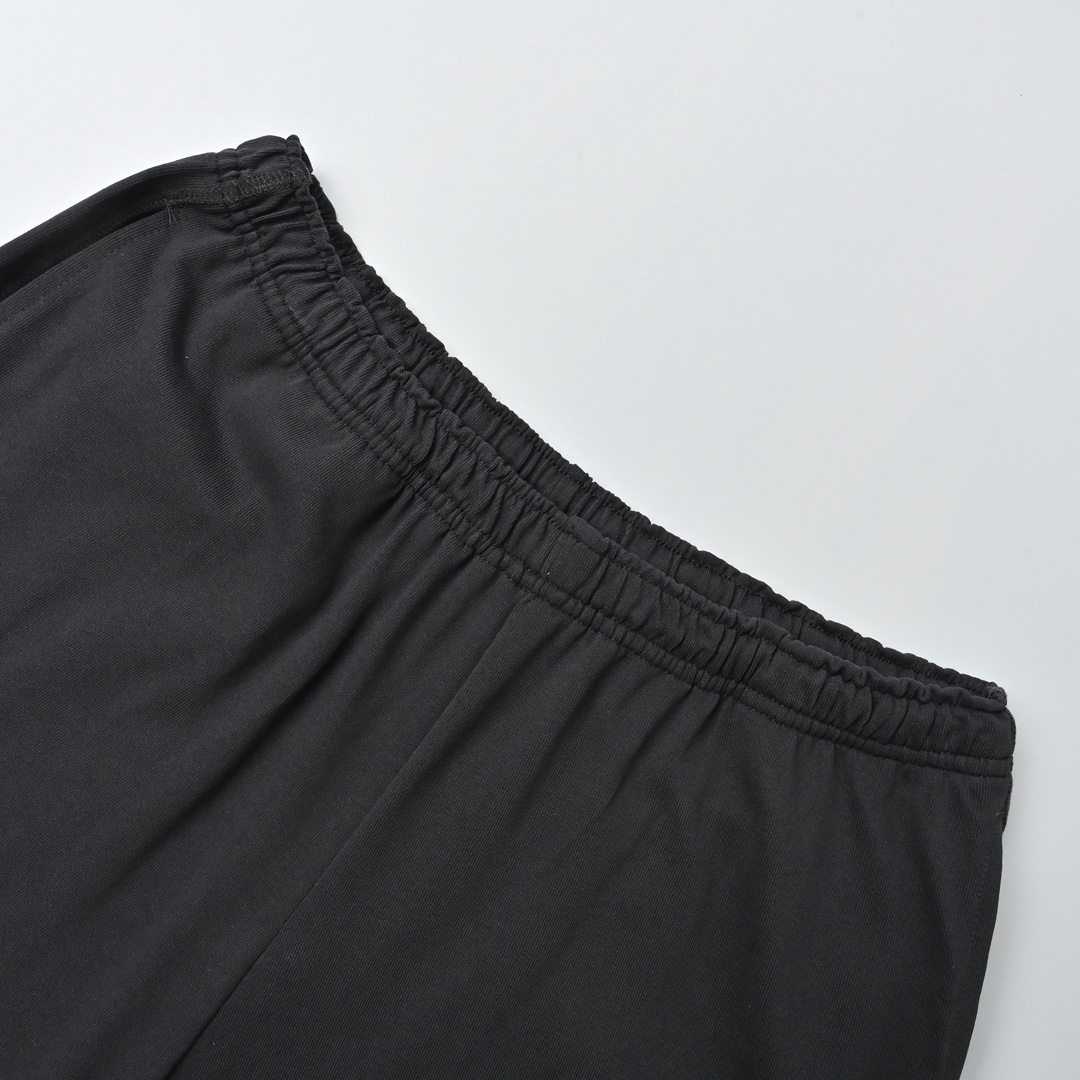 Acne 25ss 口袋印花短裤