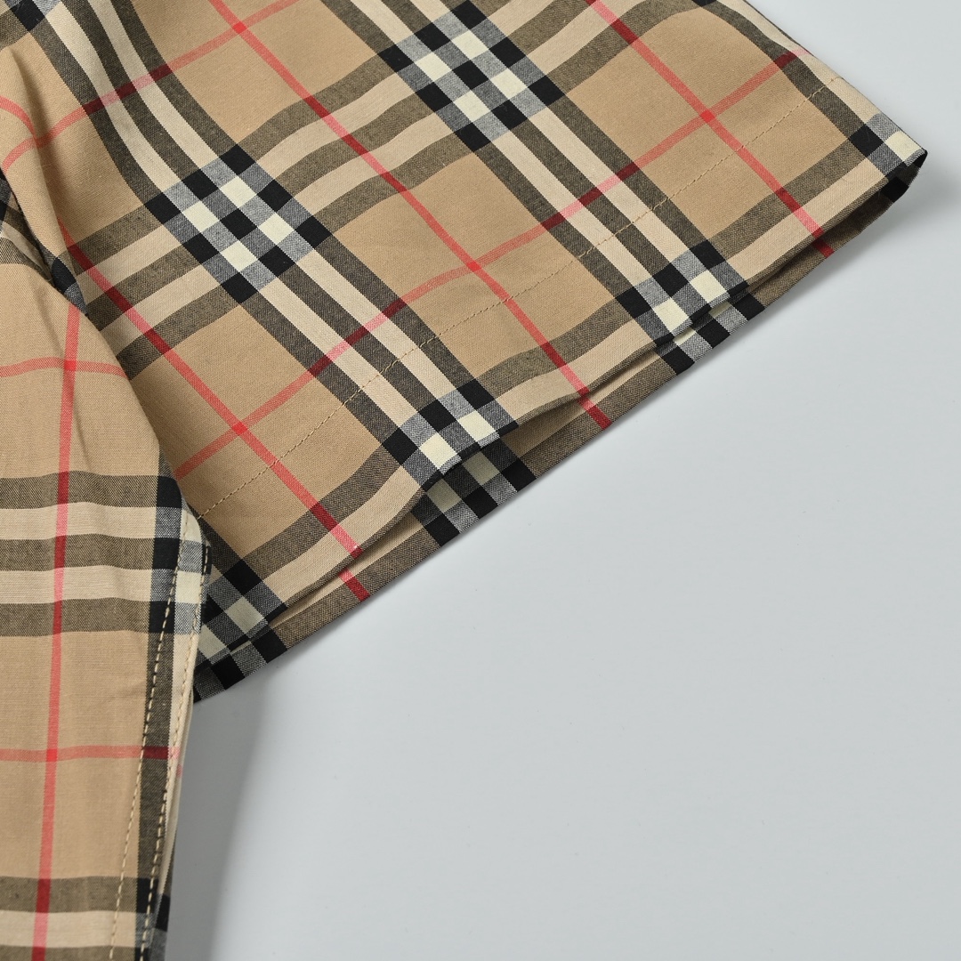 Burberry 巴宝莉 细线格纹短袖格子衬衫 男士新款斜格纹棉绸府短袖衬衫-Chinese UA Cheap High Quatity Brand Clothes Bags handbags Sneakers wholesale wholesaler seller from China Factory suppliers Fashion Clothing Shoes best Quality Beautiful Price Burberry 巴宝莉 细线格纹短袖格子衬衫 男士新款斜格纹棉绸府短袖衬衫