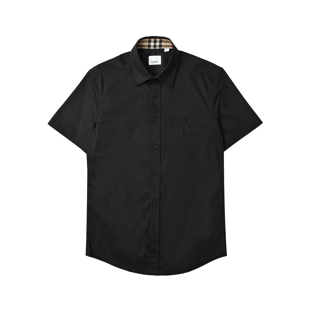 Burberry 胸前TB刺绣小标短袖衬衫 典型精准的英式版型剪裁-Chinese UA Cheap High Quatity Brand Clothes Bags handbags Sneakers wholesale wholesaler seller from China Factory suppliers Fashion Clothing Shoes best Quality Beautiful Price Burberry 胸前TB刺绣小标短袖衬衫 典型精准的英式版型剪裁