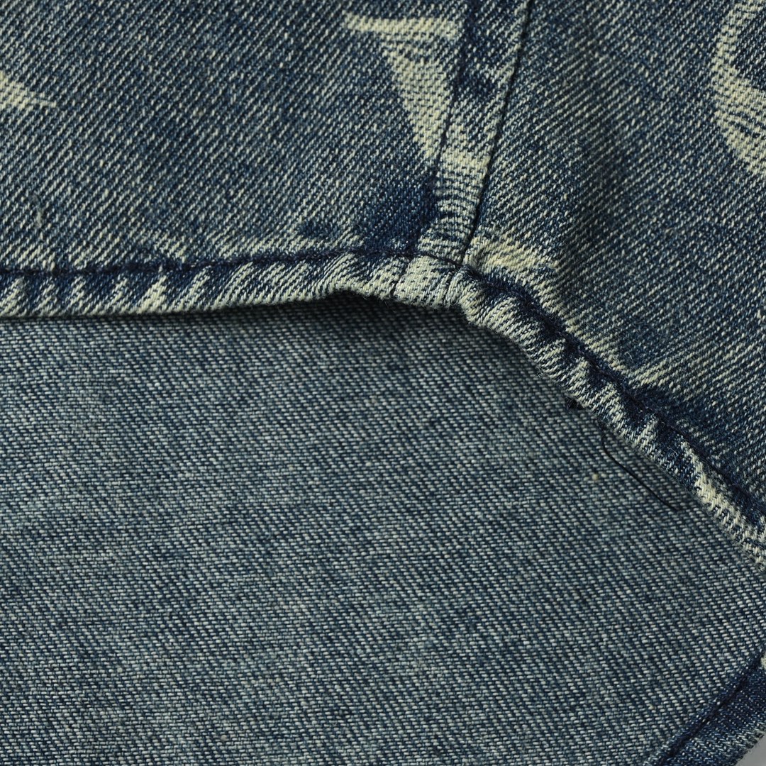 Louis Vuitton路易威登24ss新款老花牛仔短袖衬衫-Chinese UA Cheap High Quatity Brand Clothes Bags handbags Sneakers wholesale wholesaler seller from China Factory suppliers Fashion Clothing Shoes best Quality Beautiful Price Louis Vuitton路易威登24ss新款老花牛仔短袖衬衫